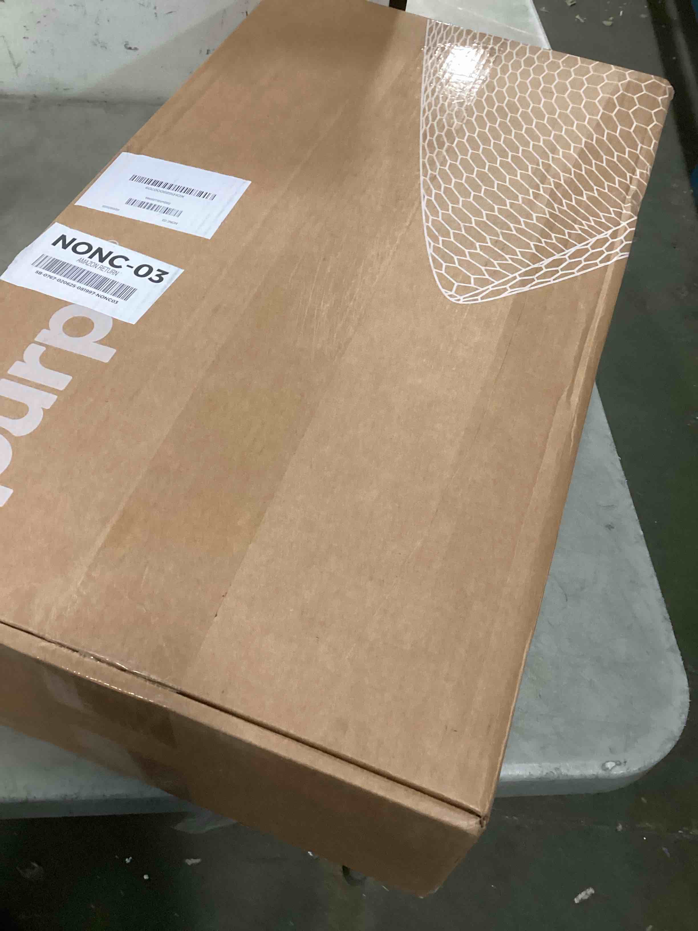 https://s3.amazonaws.com/lotting-images-prod/bidfta/PPE2091603_1741121490284.jpeg