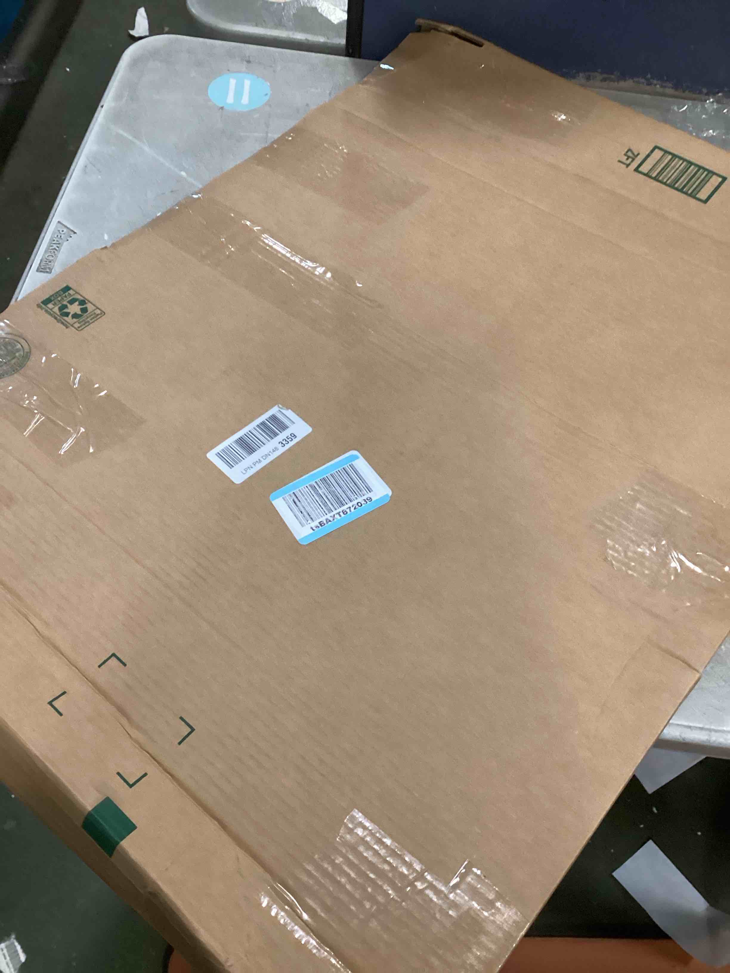 https://s3.amazonaws.com/lotting-images-prod/bidfta/PPE2091809_1741200155948.jpeg