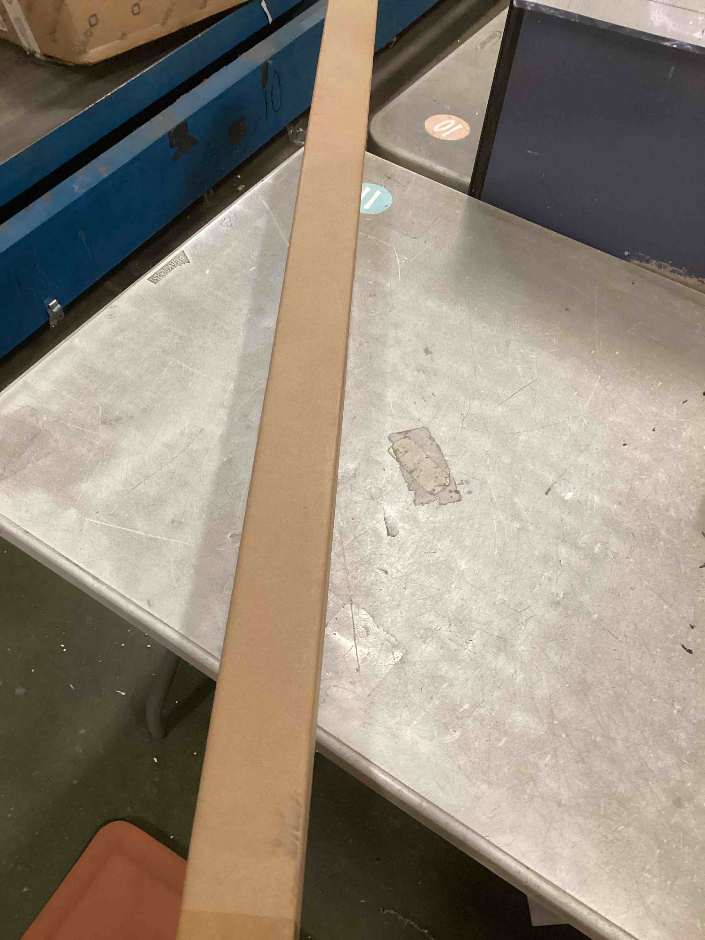 https://s3.amazonaws.com/lotting-images-prod/bidfta/PPE2091813_1741200699595.jpeg