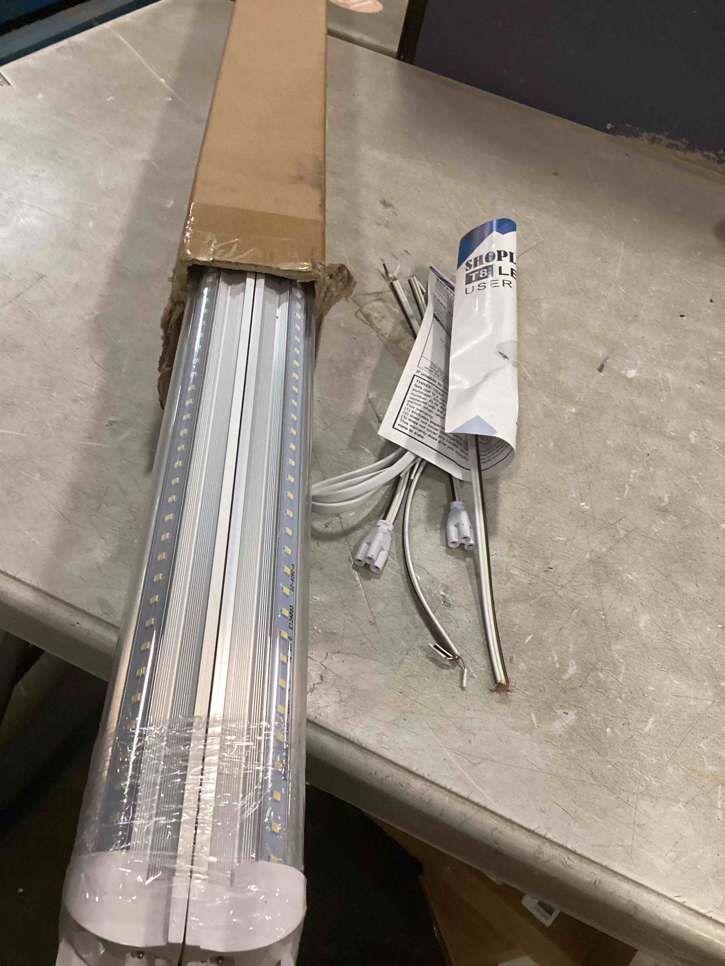 https://s3.amazonaws.com/lotting-images-prod/bidfta/PPE2091813_1741200734760.jpeg