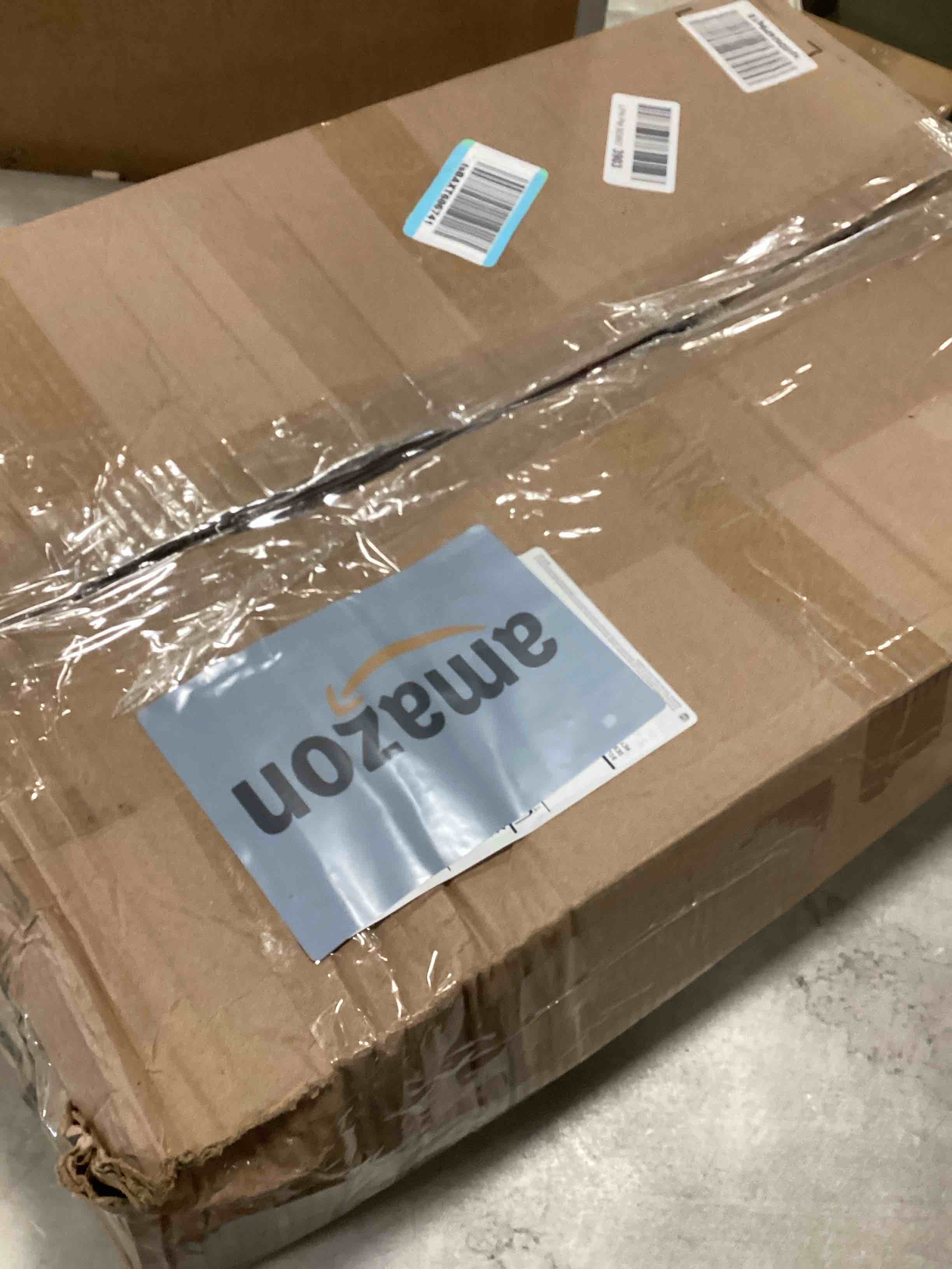 https://s3.amazonaws.com/lotting-images-prod/bidfta/PPE2091981_1741280651797.jpeg