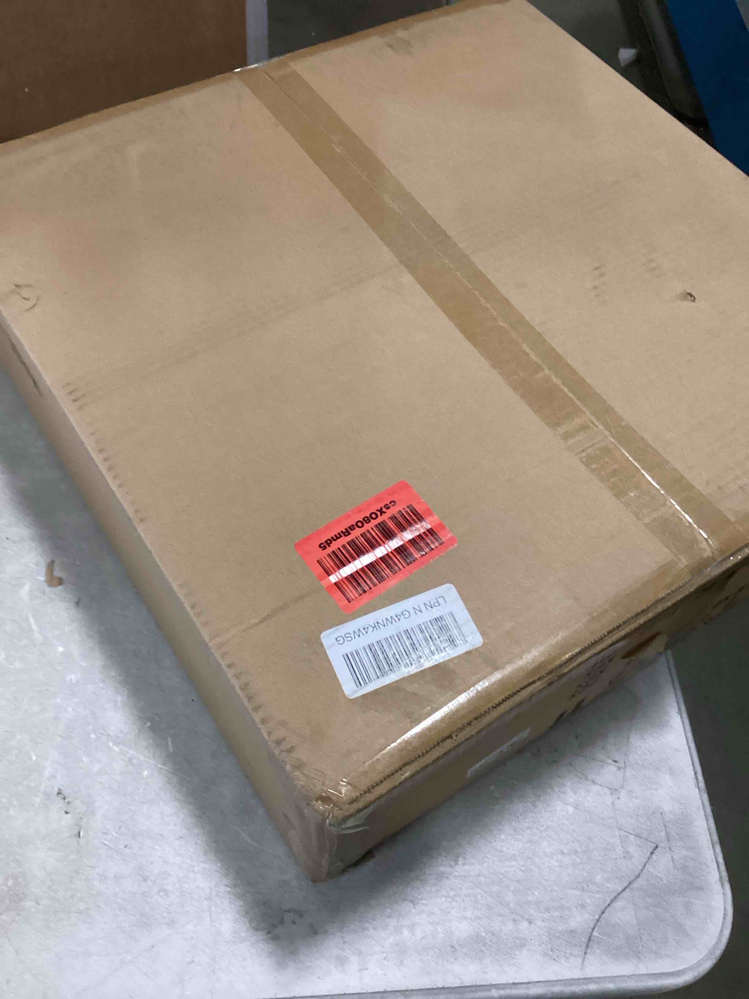 https://s3.amazonaws.com/lotting-images-prod/bidfta/PPE2091994_1741281812436.jpeg
