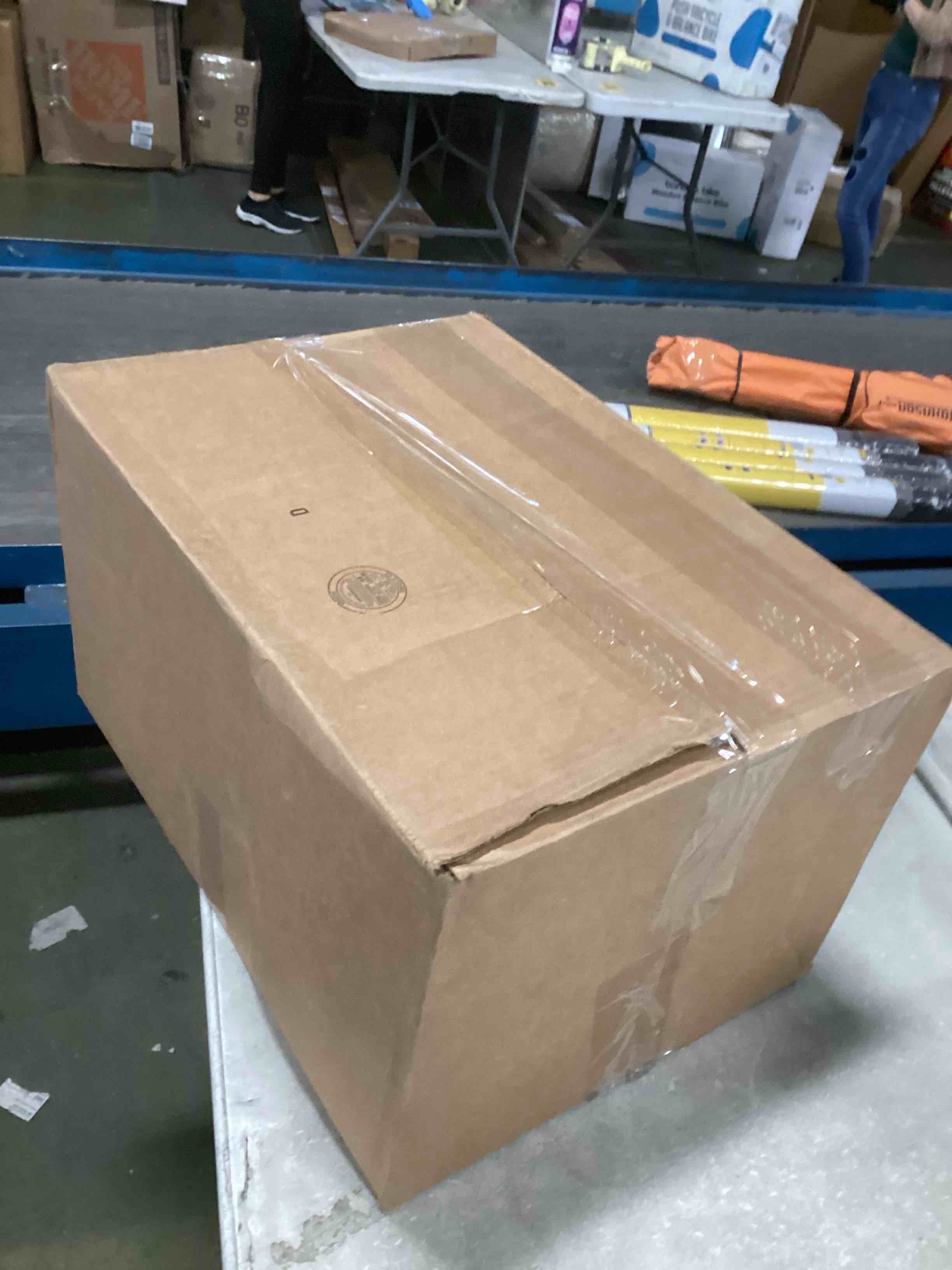 https://s3.amazonaws.com/lotting-images-prod/bidfta/PPE2092045_1740666309822.jpeg