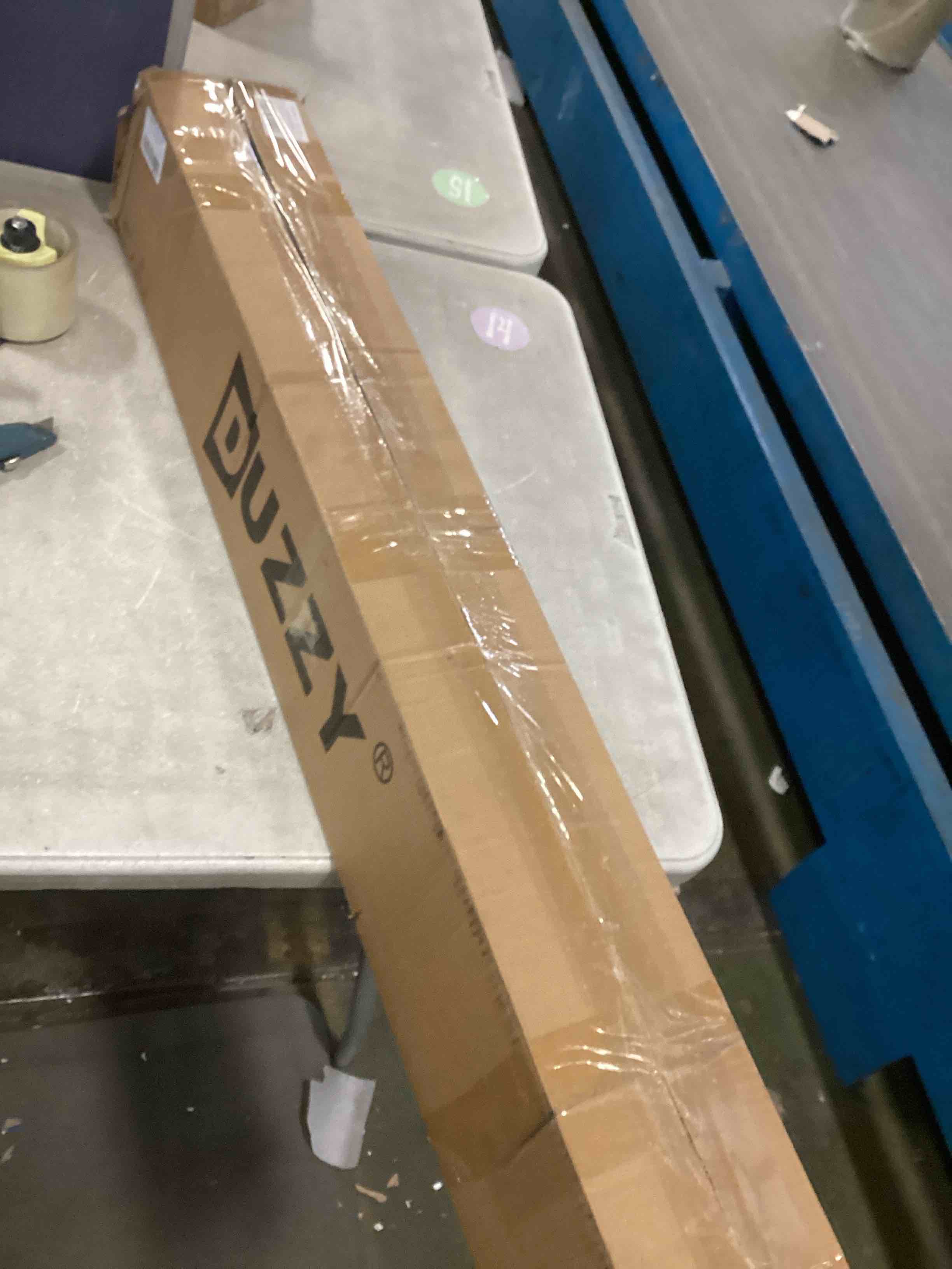 https://s3.amazonaws.com/lotting-images-prod/bidfta/PPE2092516_1740762986216.jpeg