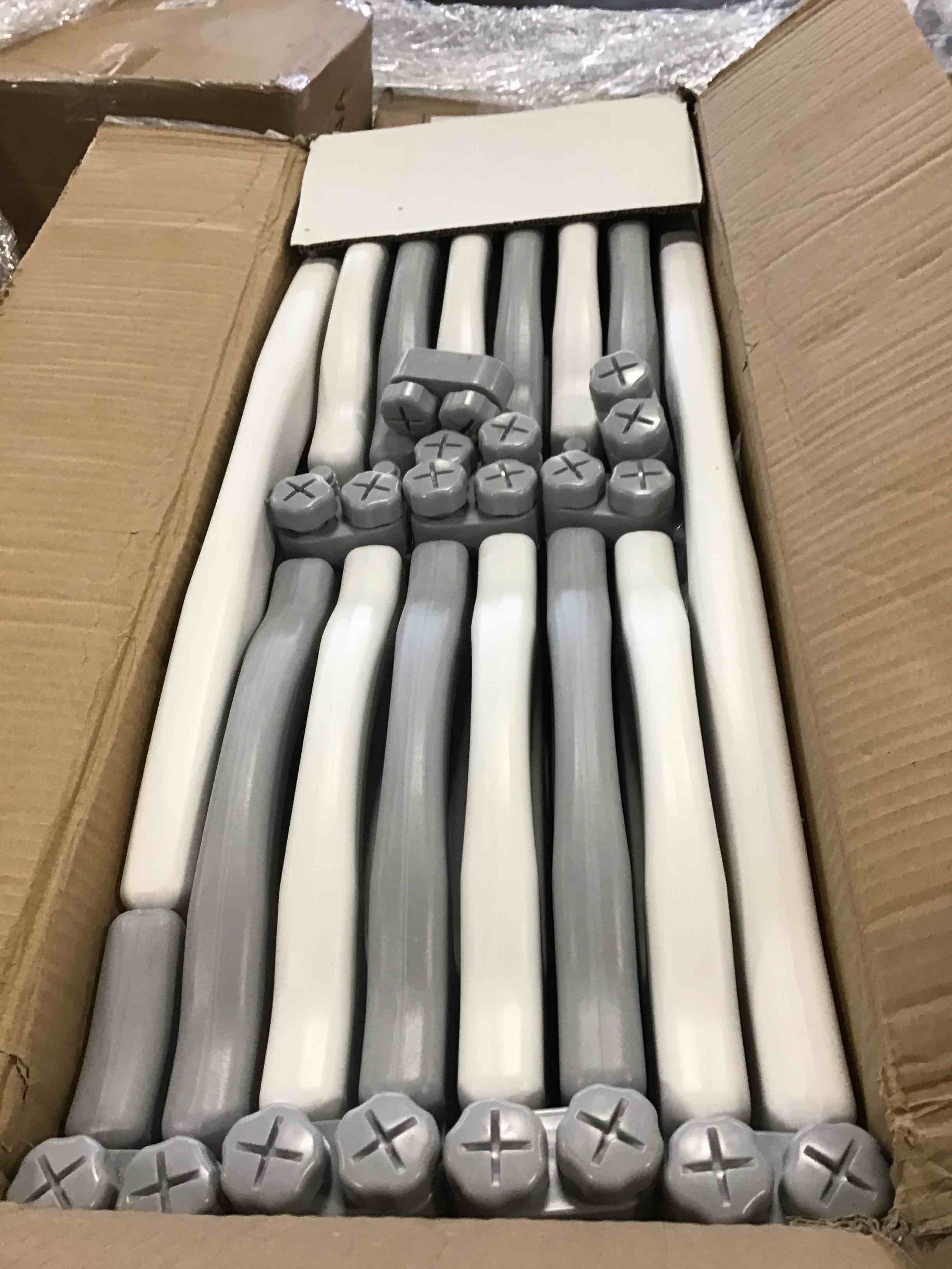 https://s3.amazonaws.com/lotting-images-prod/bidfta/PPE2092625_1741009871305.jpeg