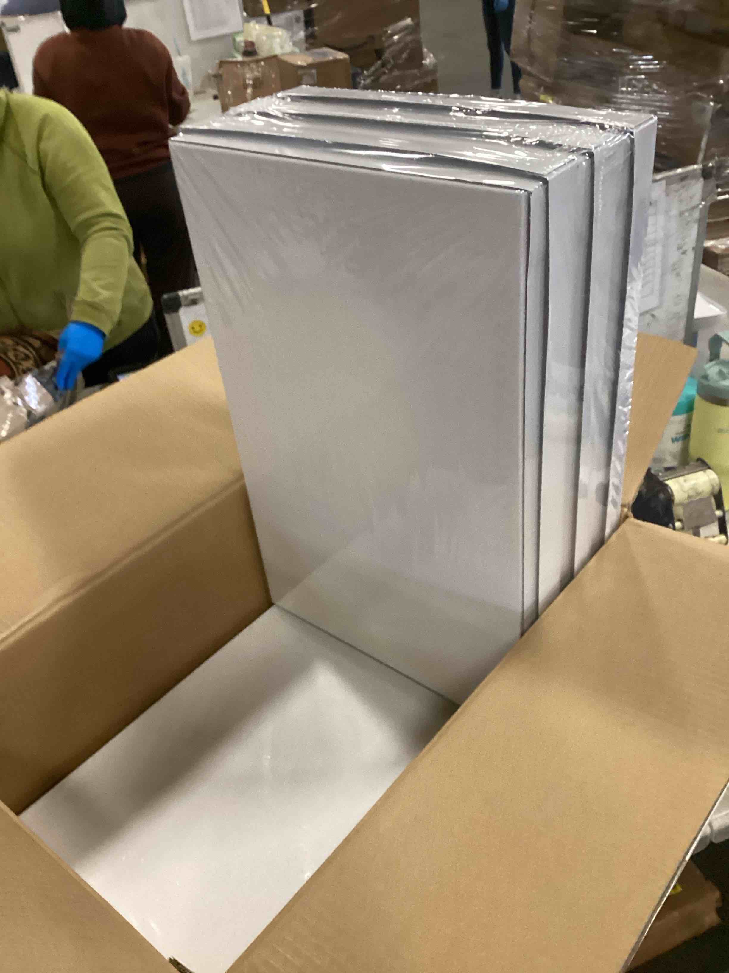 https://s3.amazonaws.com/lotting-images-prod/bidfta/PPE2092753_1741027884766.jpeg