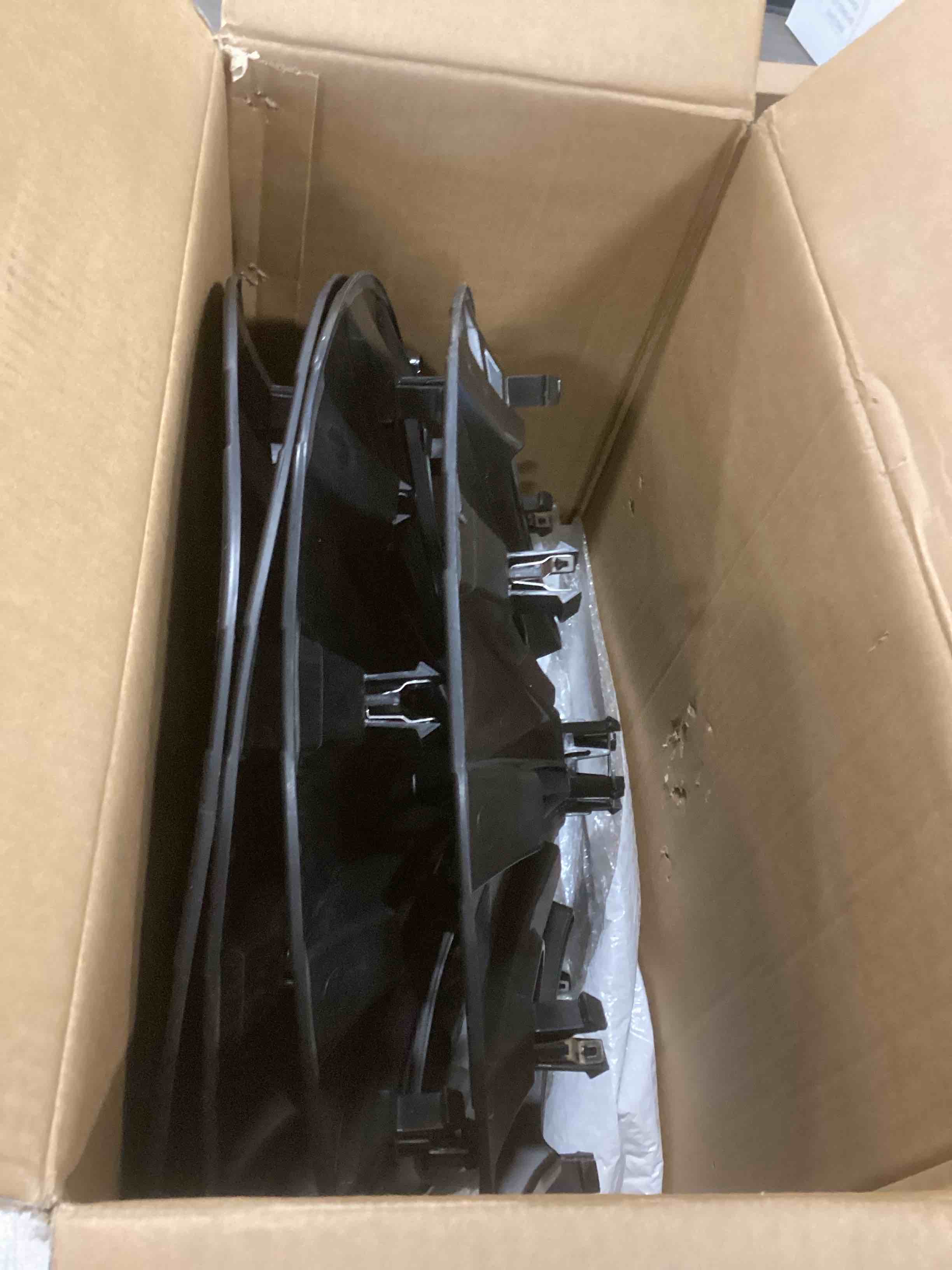 https://s3.amazonaws.com/lotting-images-prod/bidfta/PPE2093075_1741180029583.jpeg