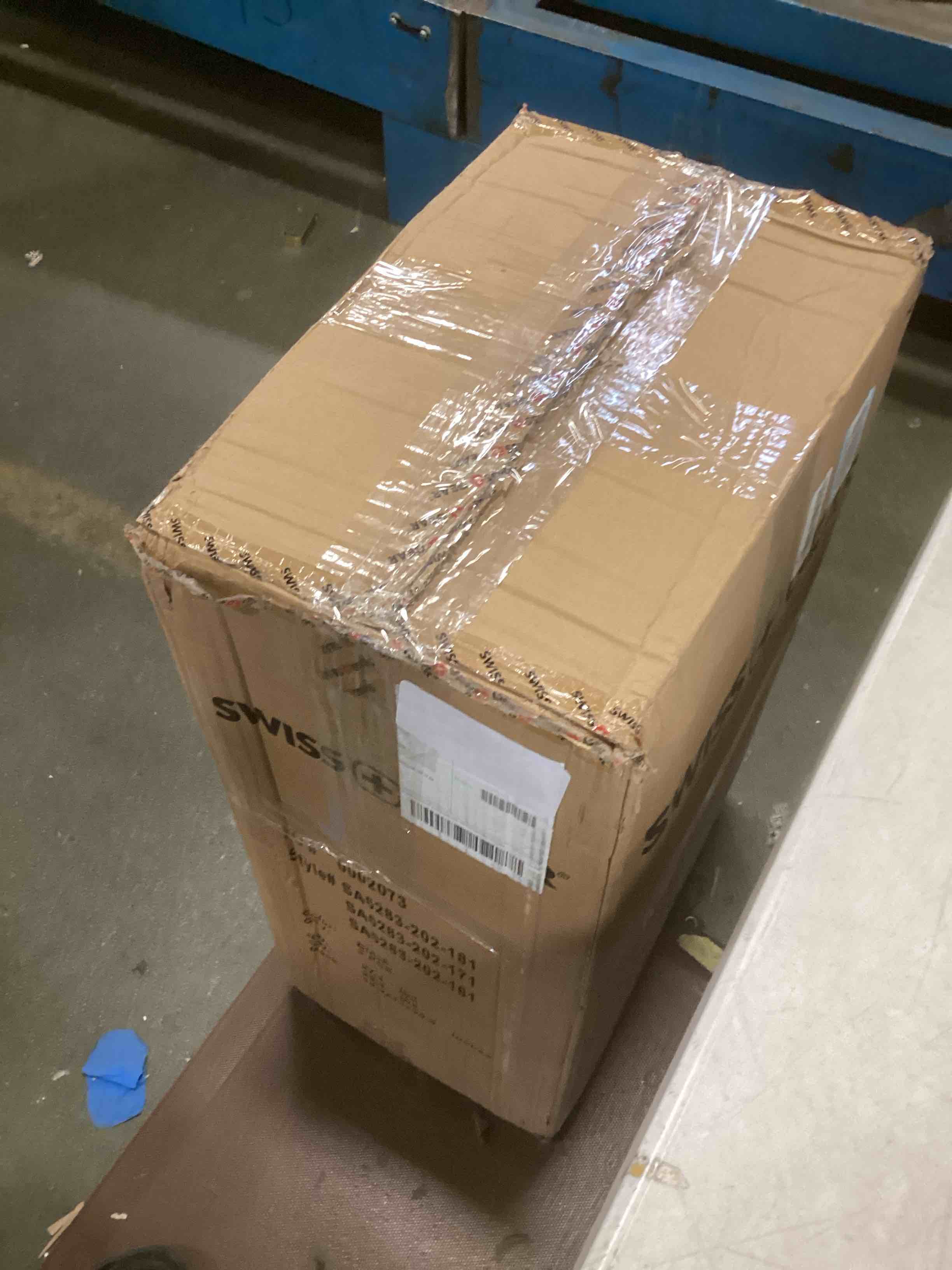 https://s3.amazonaws.com/lotting-images-prod/bidfta/PPE2093118_1741183668483.jpeg
