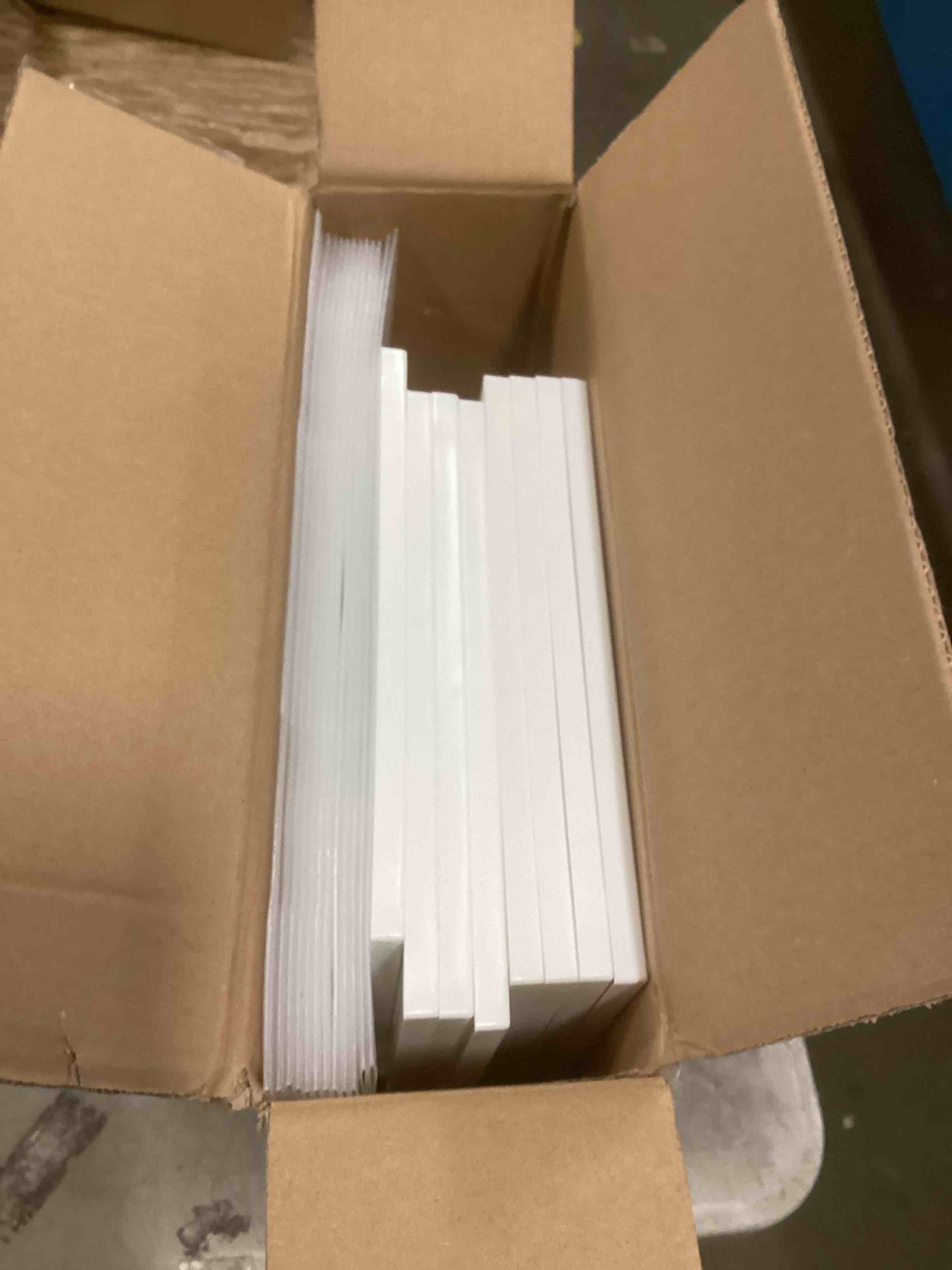 https://s3.amazonaws.com/lotting-images-prod/bidfta/PPE2093468_1741272261778.jpeg
