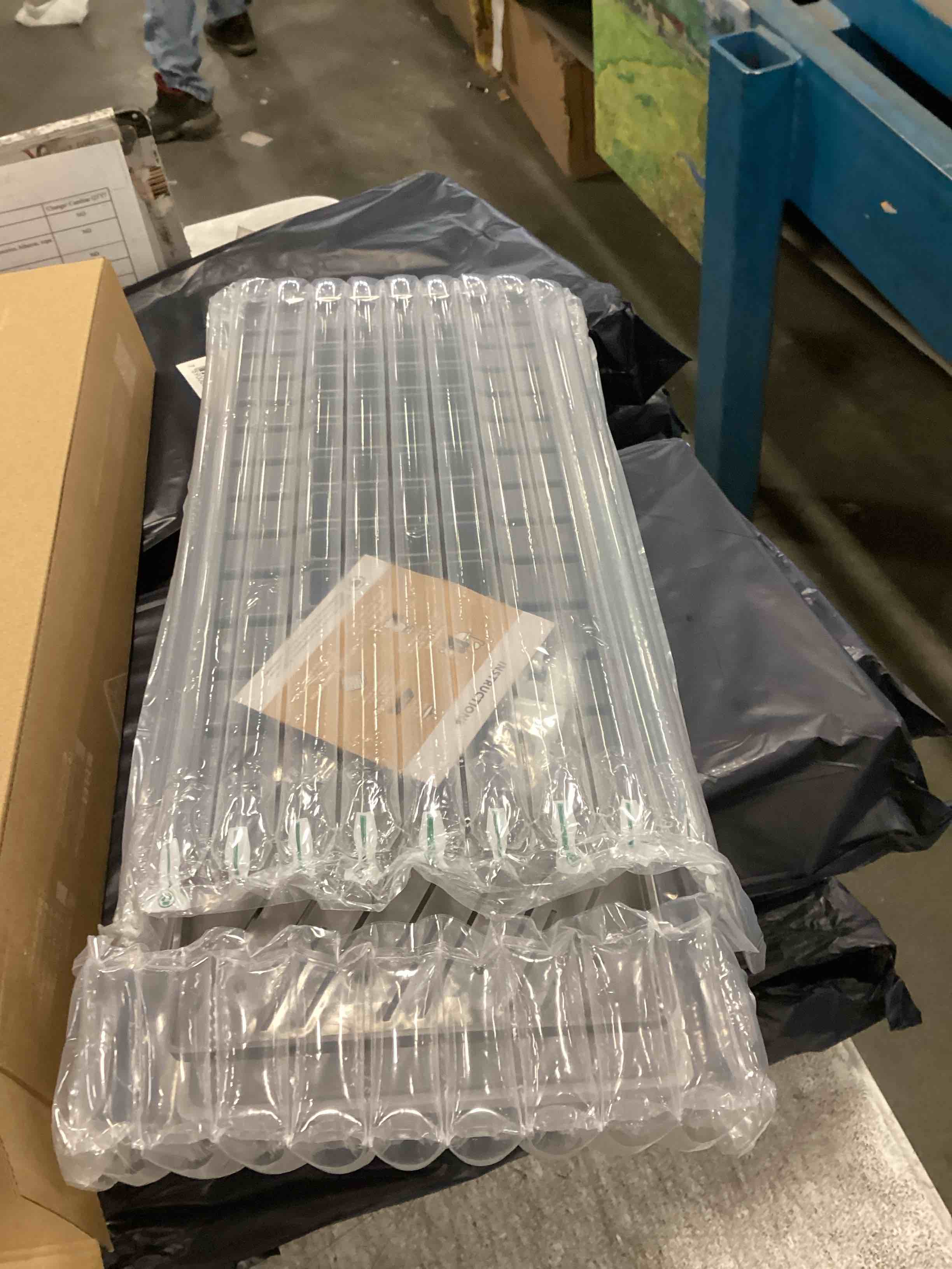 https://s3.amazonaws.com/lotting-images-prod/bidfta/PPE2093930_1741379763512.jpeg