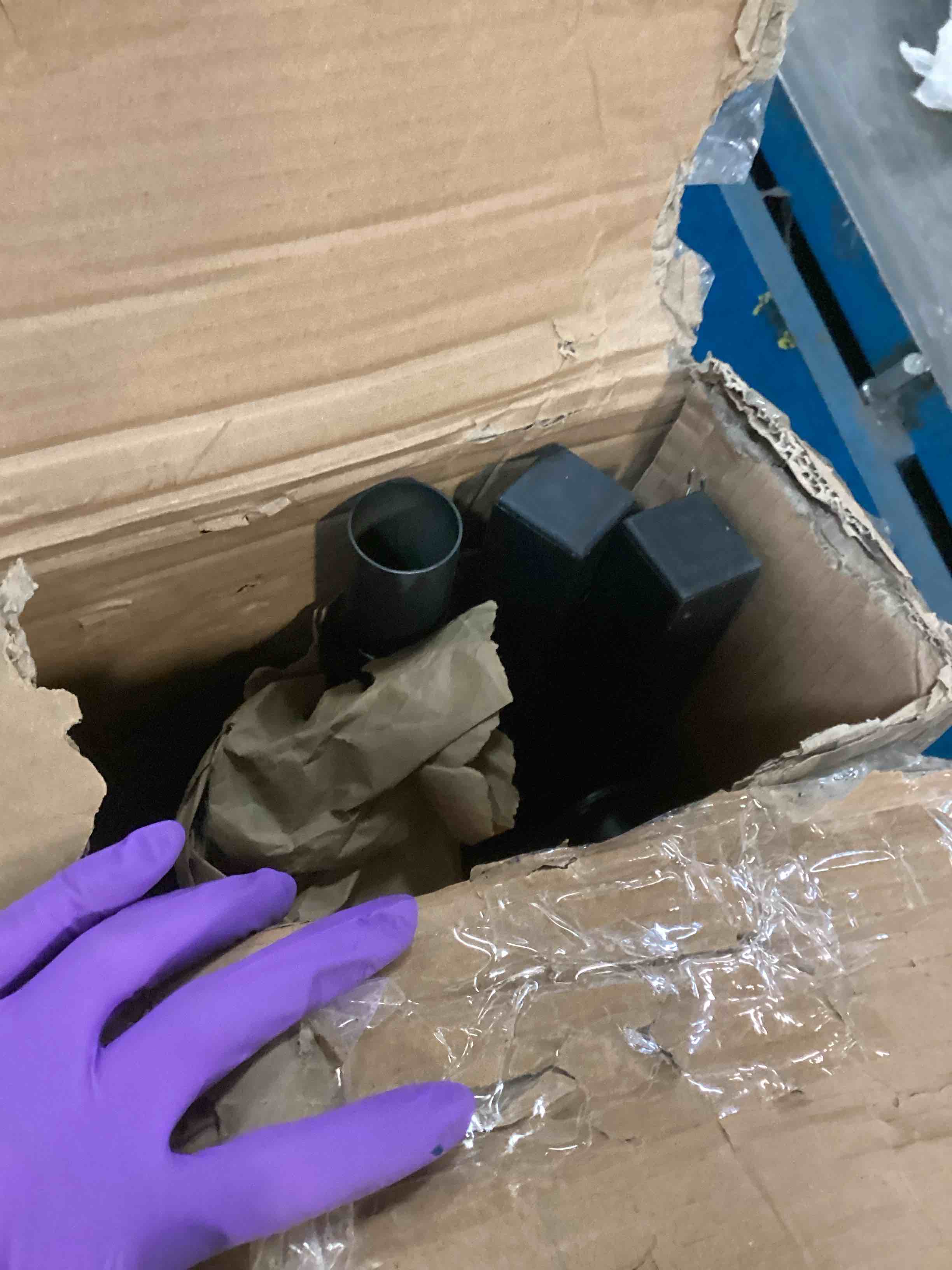 https://s3.amazonaws.com/lotting-images-prod/bidfta/PPE2094331_1741702927452.jpeg