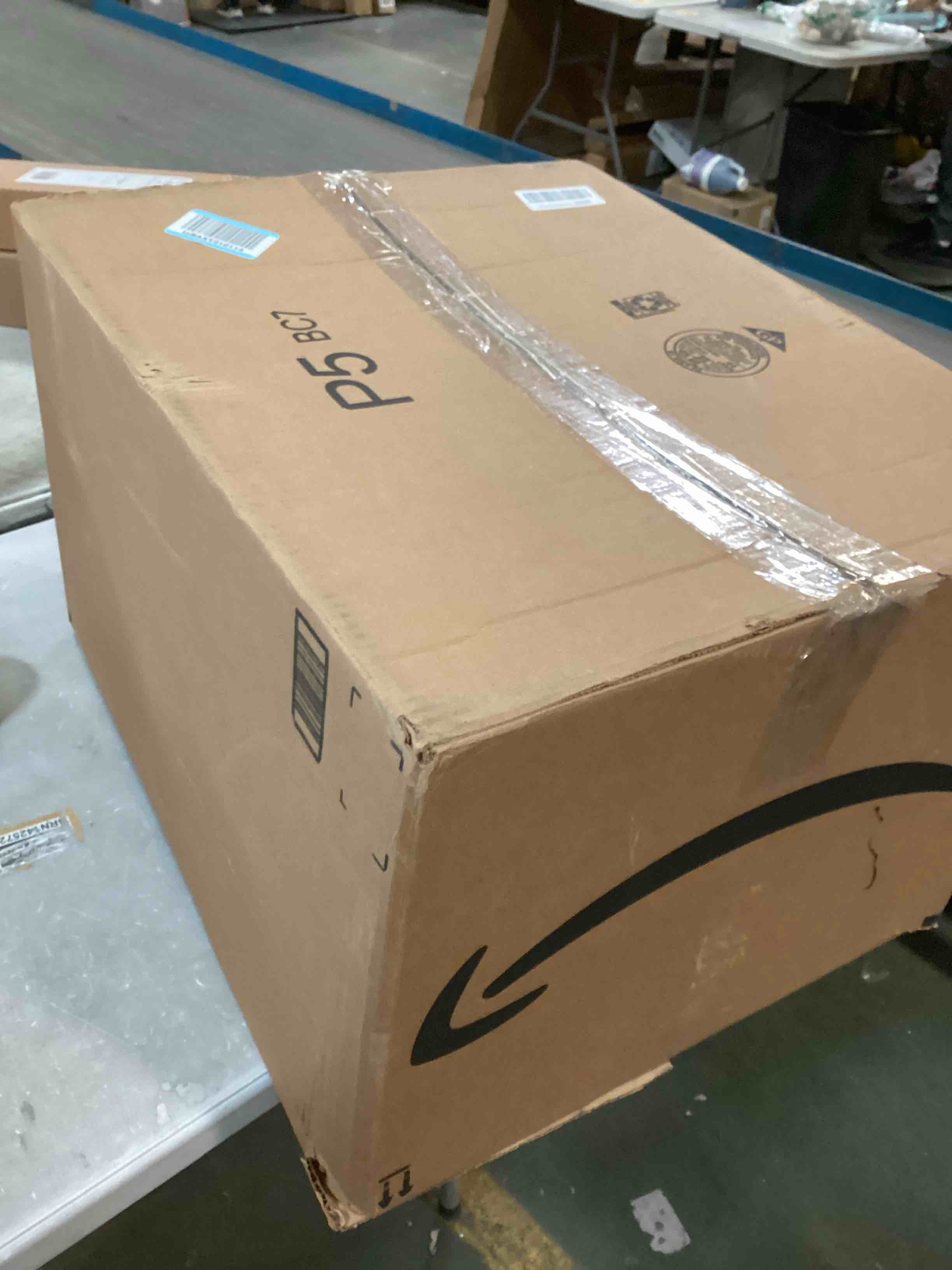 https://s3.amazonaws.com/lotting-images-prod/bidfta/PPE2094342_1741704638813.jpeg