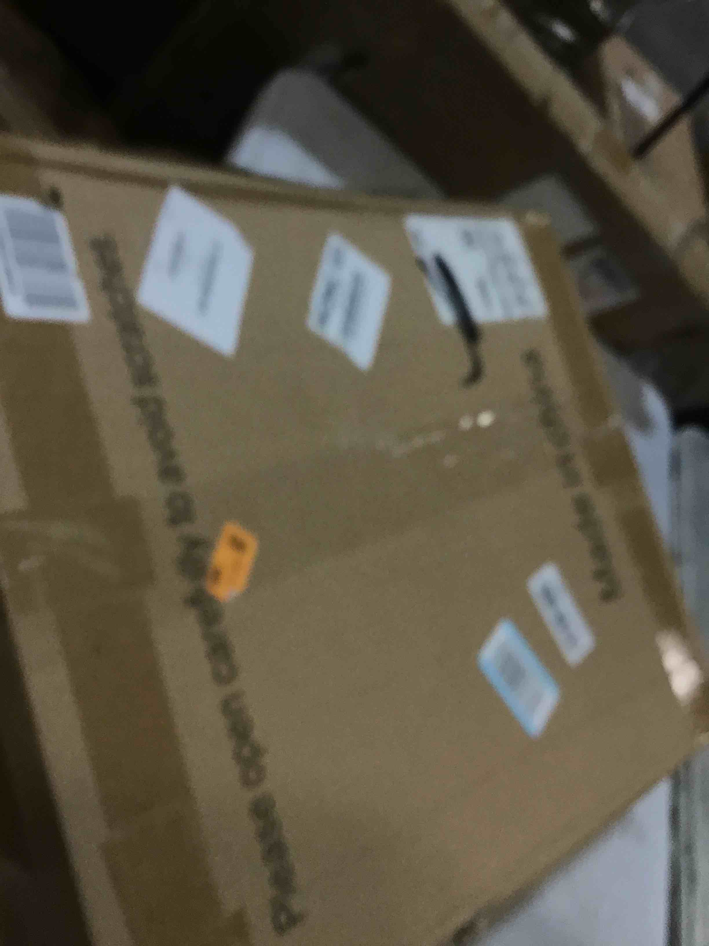 https://s3.amazonaws.com/lotting-images-prod/bidfta/PPE2095461_1739454112866.jpeg