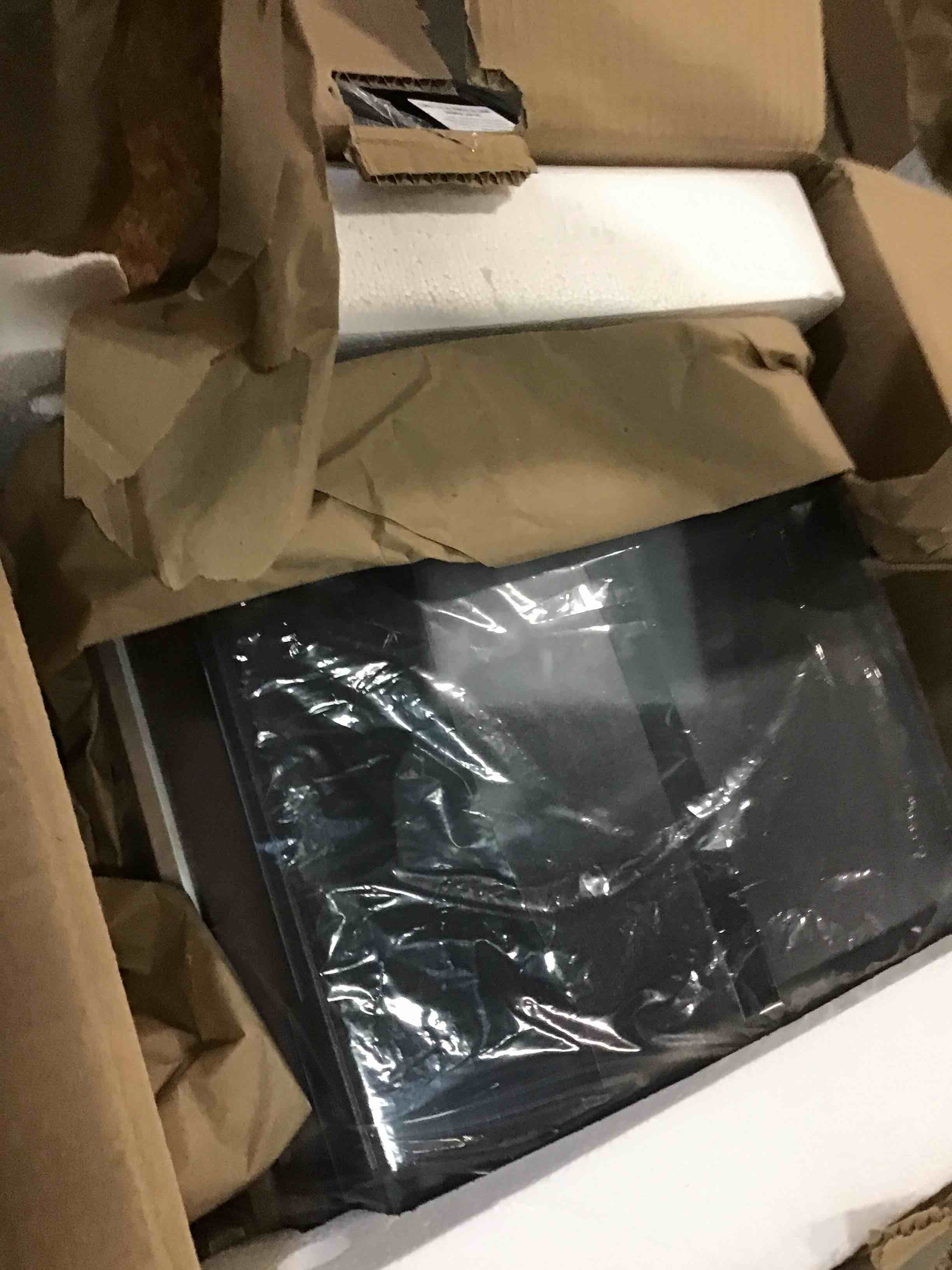 https://s3.amazonaws.com/lotting-images-prod/bidfta/PPE2096359_1739795125411.jpeg