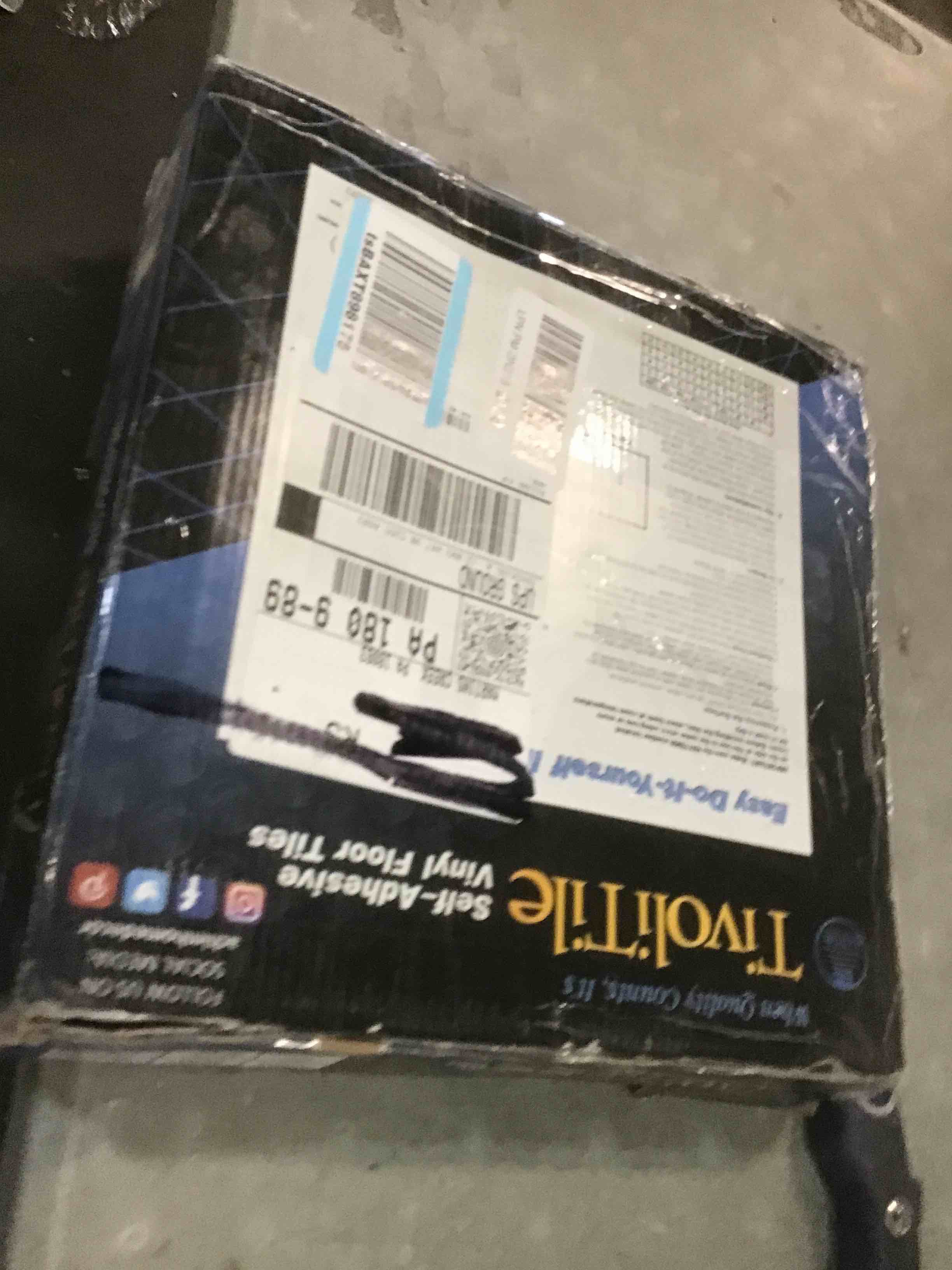 https://s3.amazonaws.com/lotting-images-prod/bidfta/PPE2096877_1739827041437.jpeg