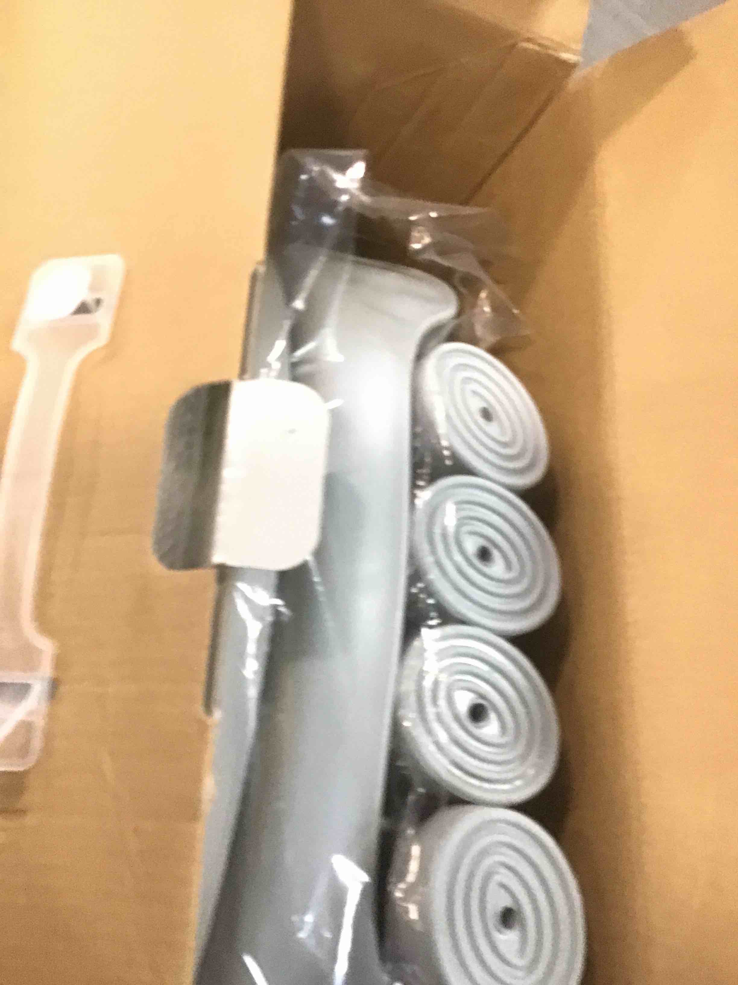 https://s3.amazonaws.com/lotting-images-prod/bidfta/PPE2097070_1739895200714.jpeg