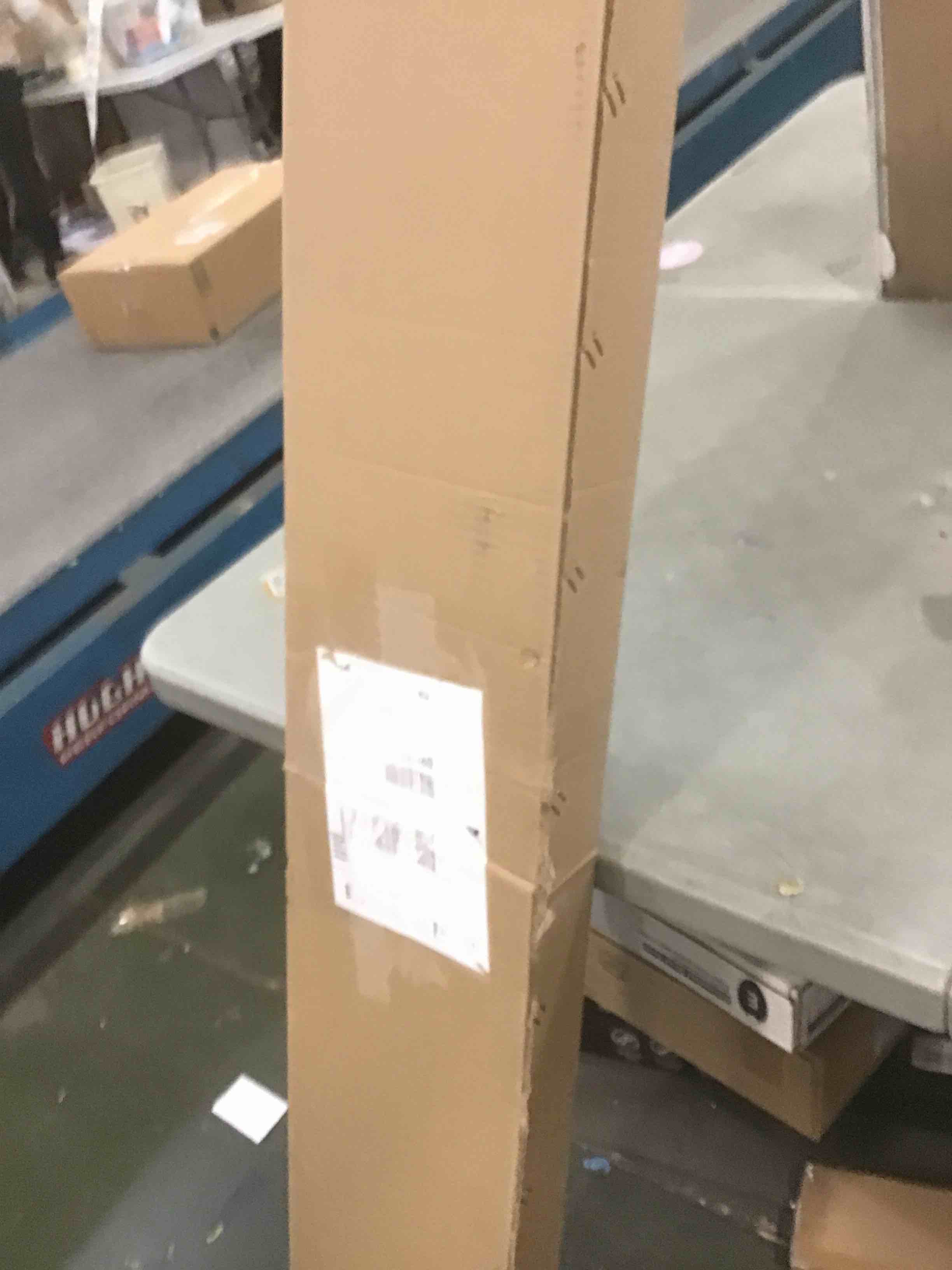 https://s3.amazonaws.com/lotting-images-prod/bidfta/PPE2097102_1739896957958.jpeg