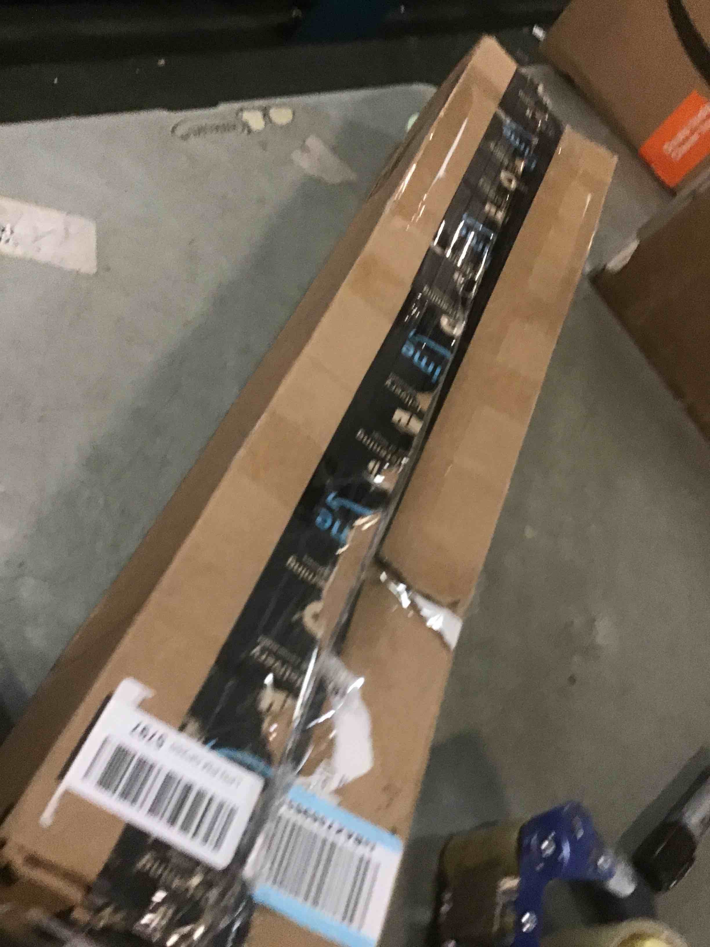 https://s3.amazonaws.com/lotting-images-prod/bidfta/PPE2097178_1739903195707.jpeg