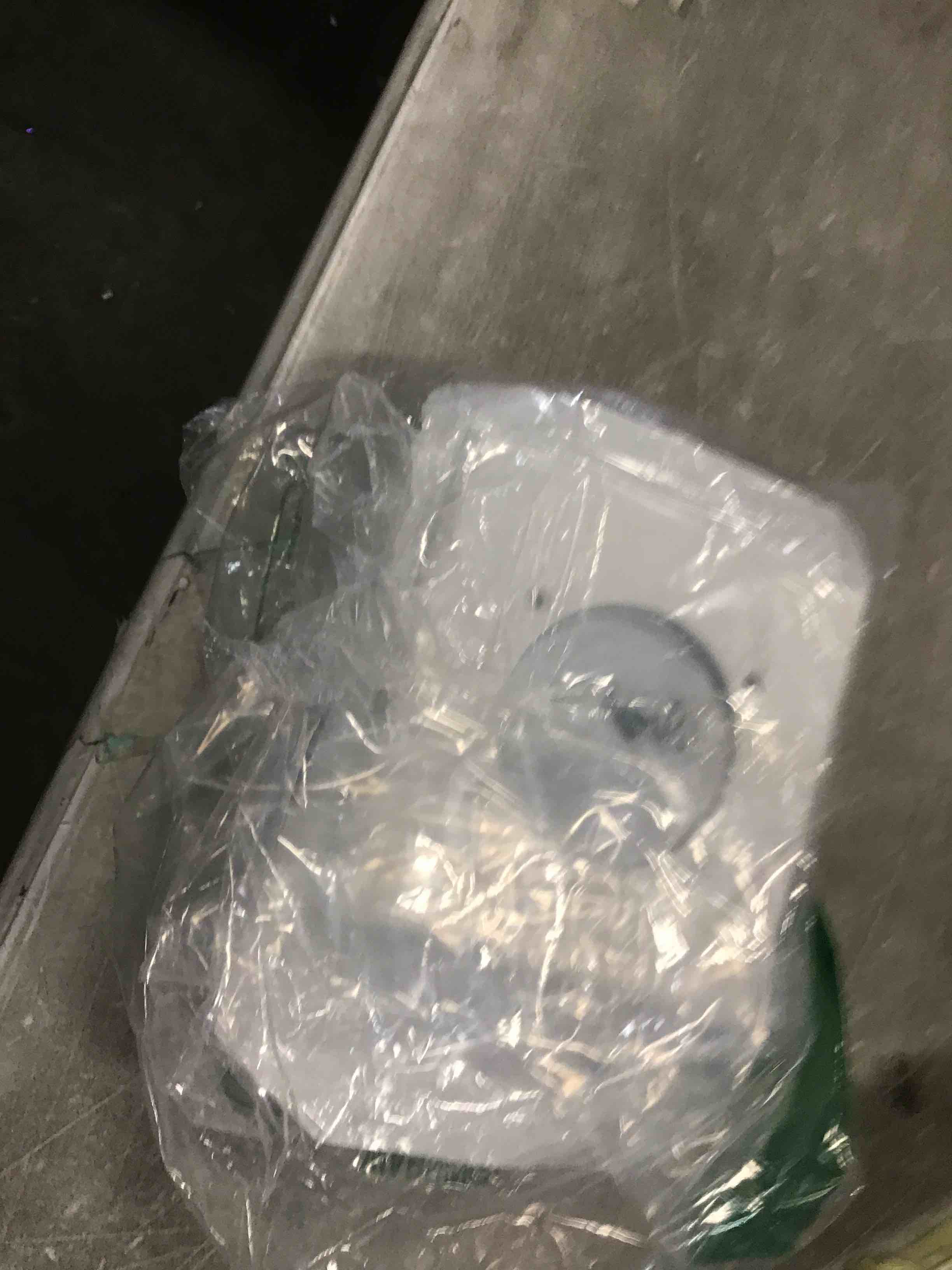 https://s3.amazonaws.com/lotting-images-prod/bidfta/PPE2097531_1739982577464.jpeg