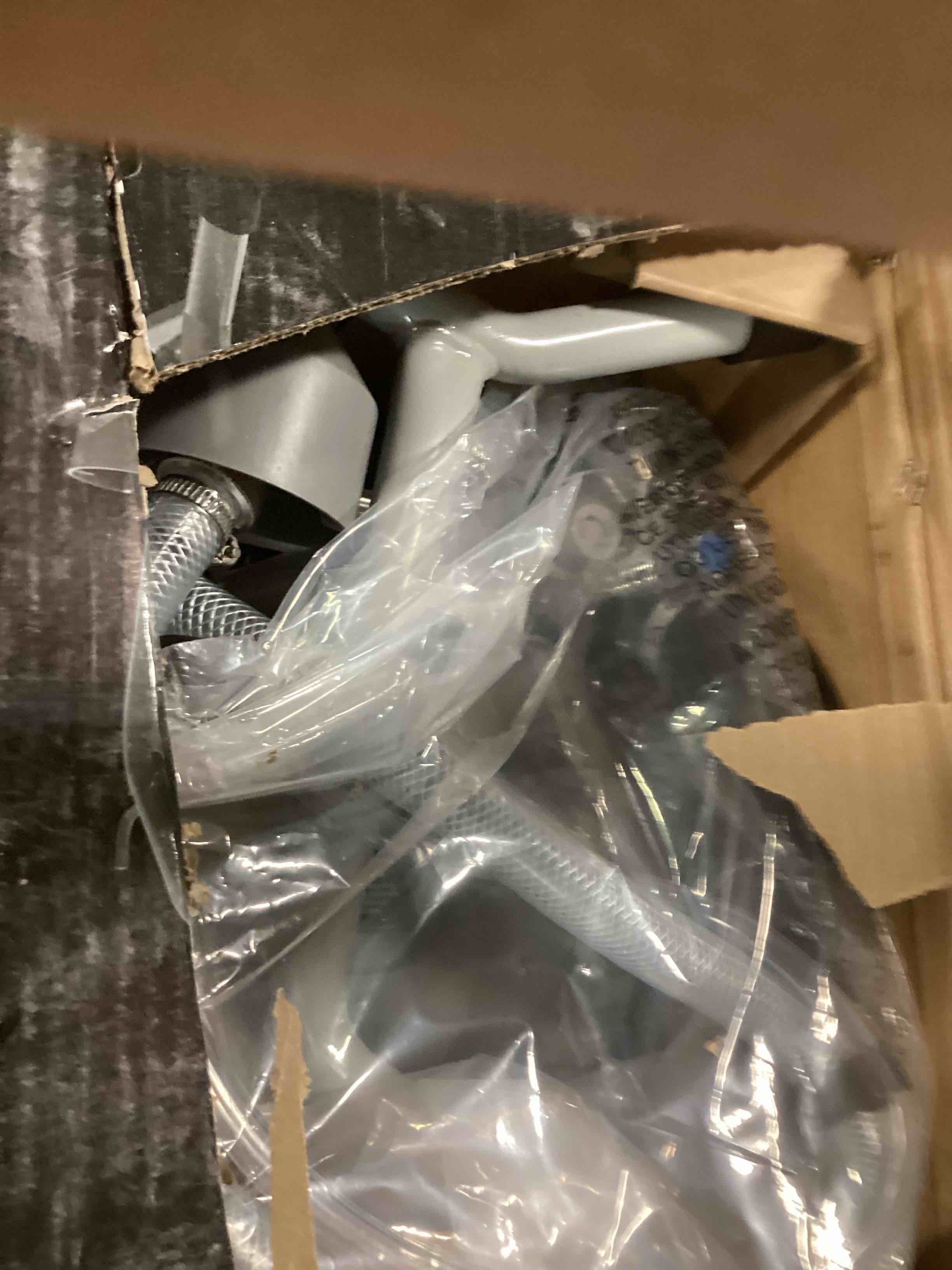 https://s3.amazonaws.com/lotting-images-prod/bidfta/PPE2097857_1743779356850.jpeg