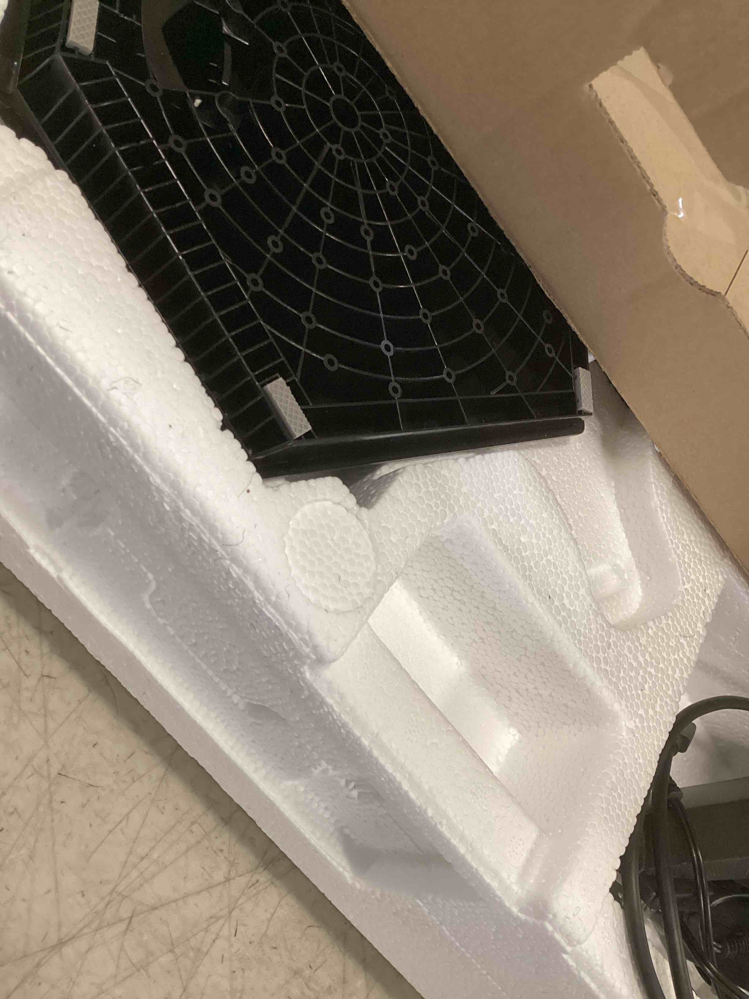 https://s3.amazonaws.com/lotting-images-prod/bidfta/PPE2098046_1743610629310.jpeg