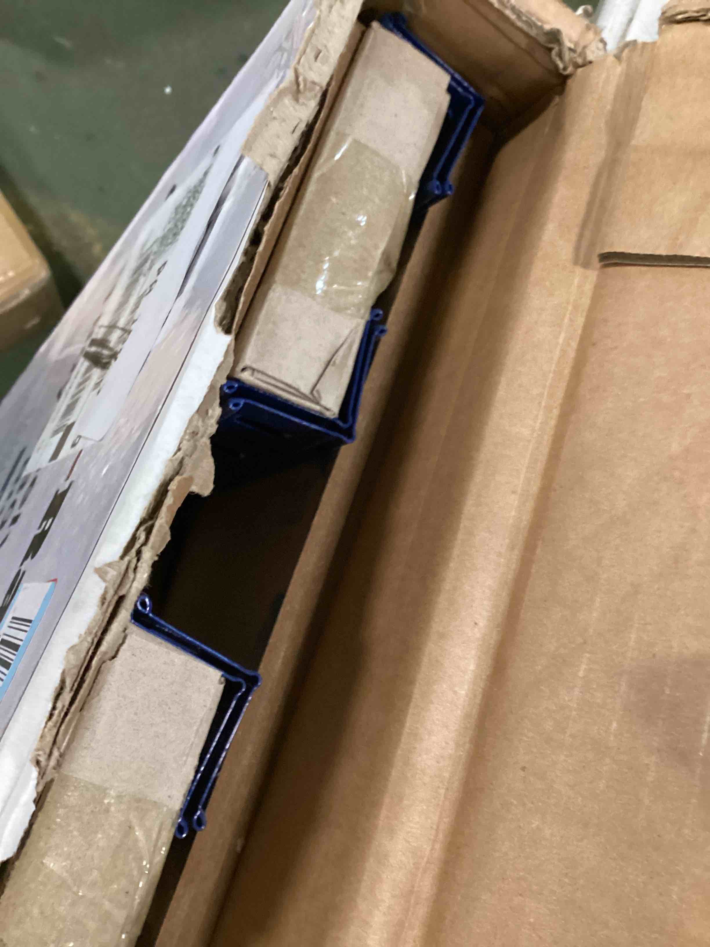 https://s3.amazonaws.com/lotting-images-prod/bidfta/PPE2098412_1743770813787.jpeg