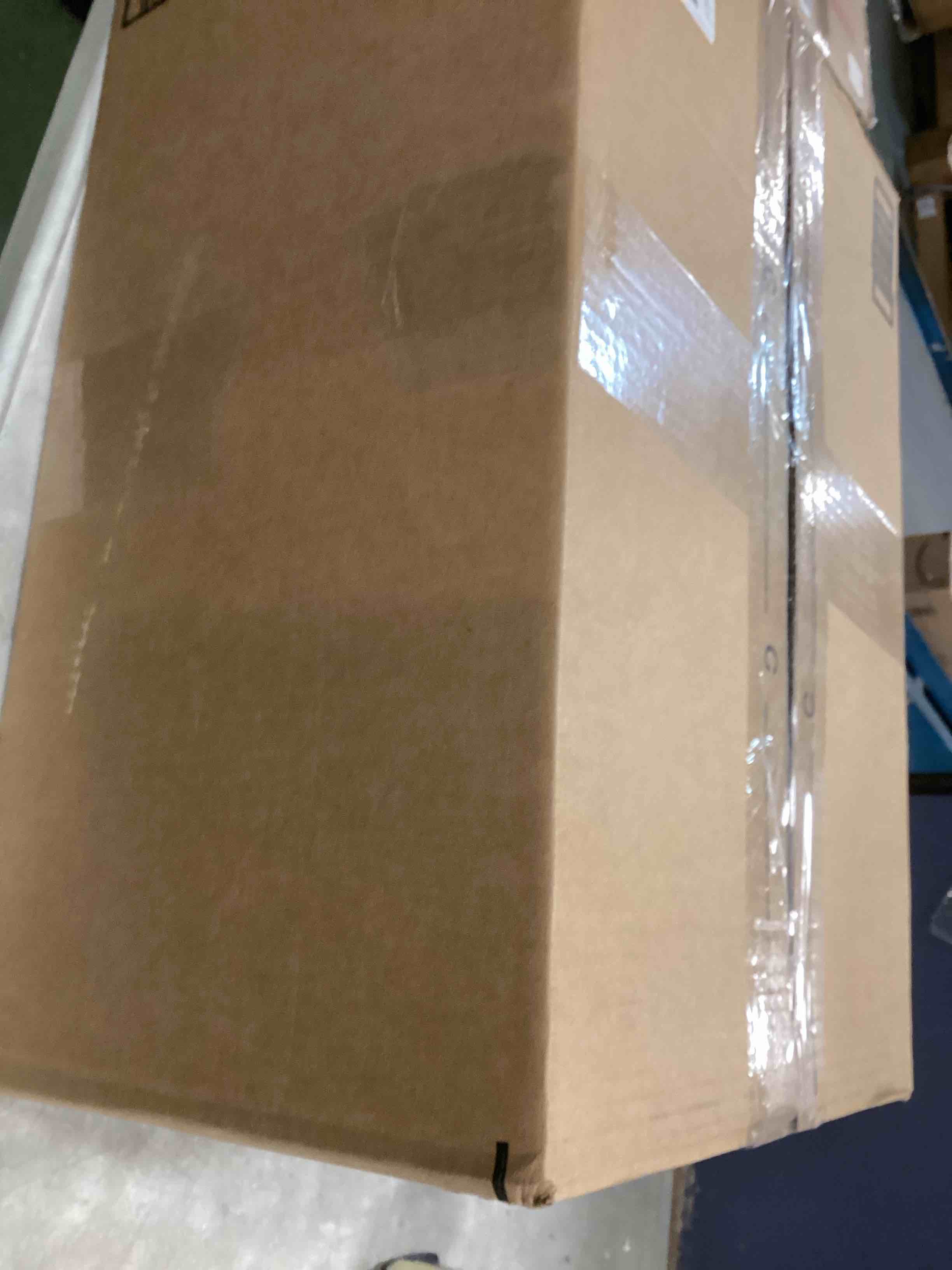 https://s3.amazonaws.com/lotting-images-prod/bidfta/PPE2098507_1743782913170.jpeg