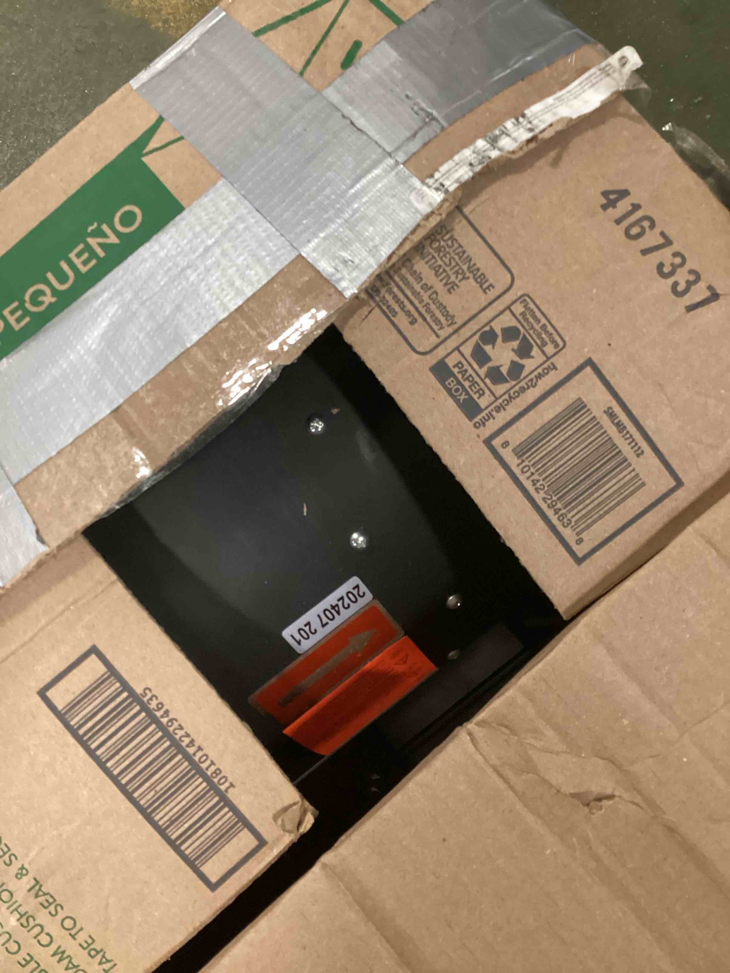 https://s3.amazonaws.com/lotting-images-prod/bidfta/PPE2098577_1743792107366.jpeg