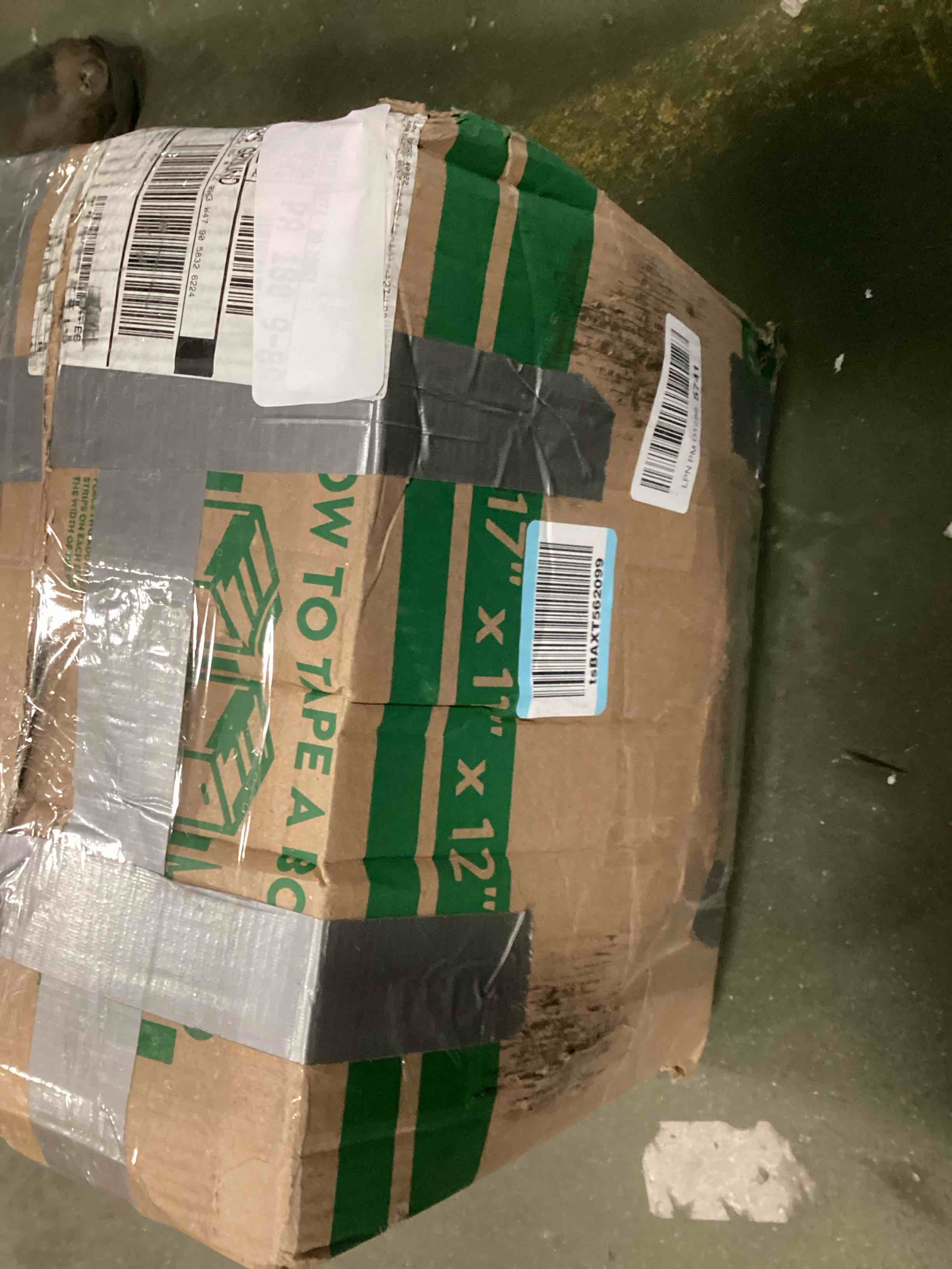 https://s3.amazonaws.com/lotting-images-prod/bidfta/PPE2098577_1743792124770.jpeg