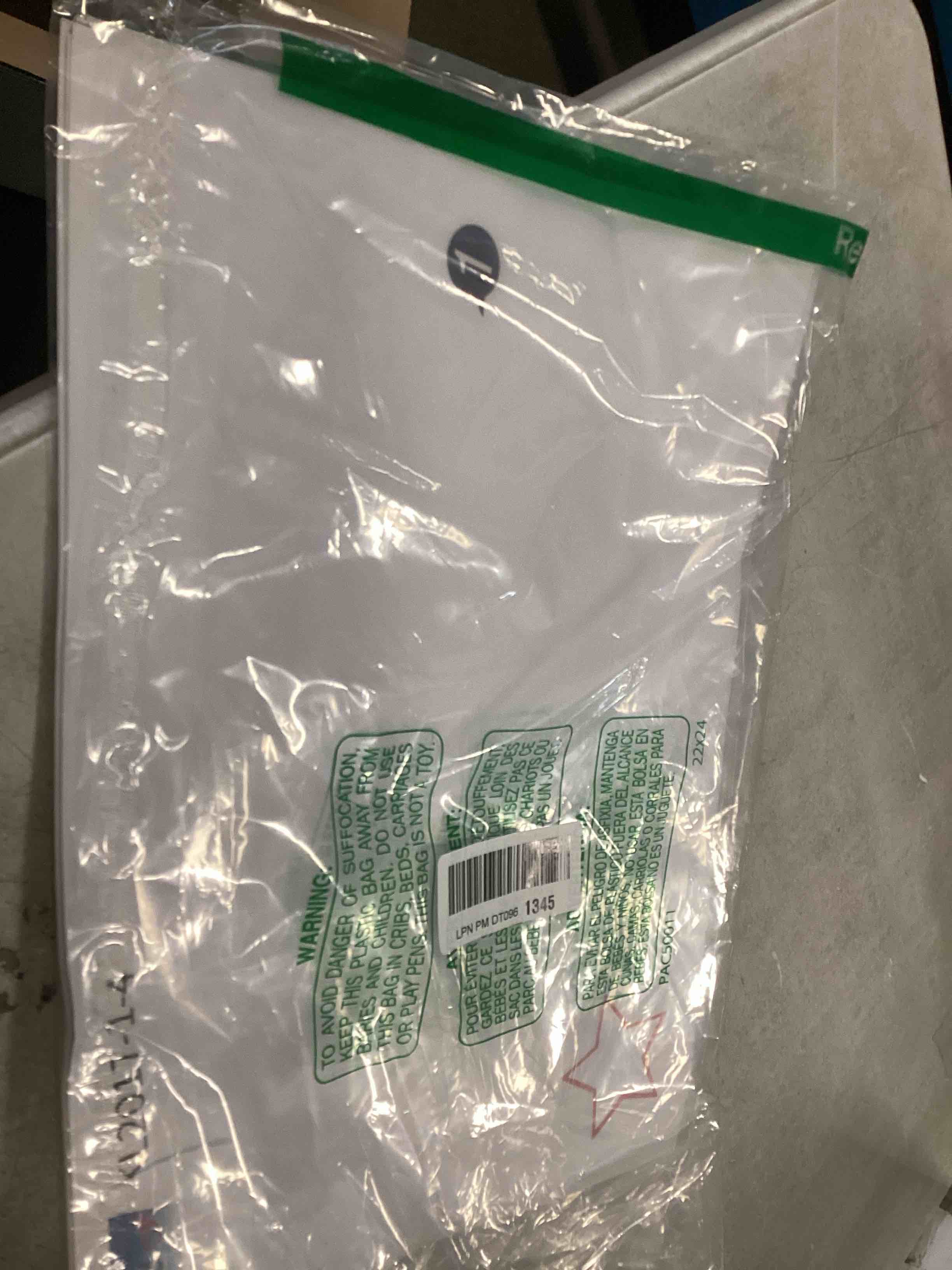 https://s3.amazonaws.com/lotting-images-prod/bidfta/PPE2099673_1744646968490.jpeg