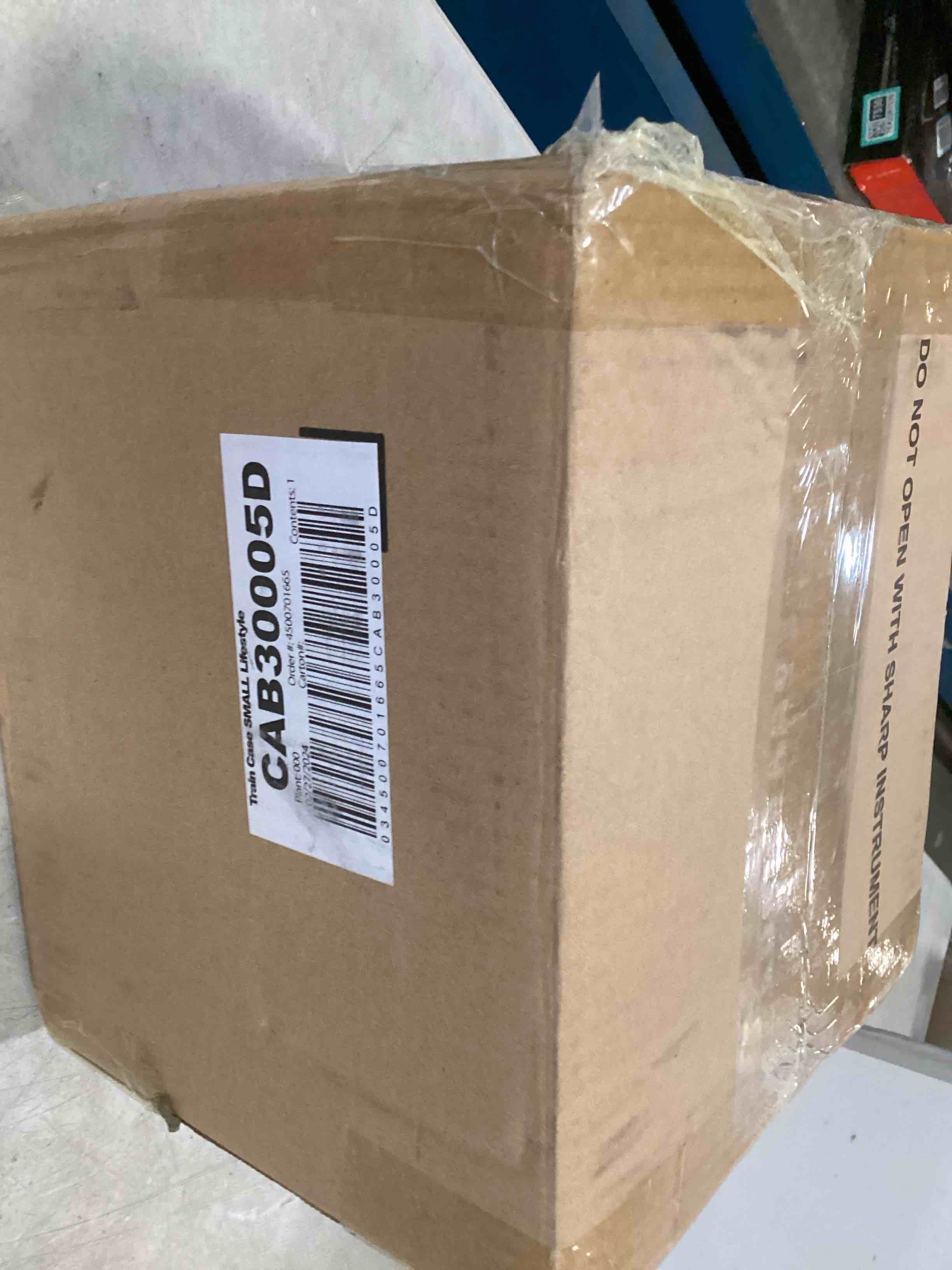 https://s3.amazonaws.com/lotting-images-prod/bidfta/PPE2100128_1744817938797.jpeg