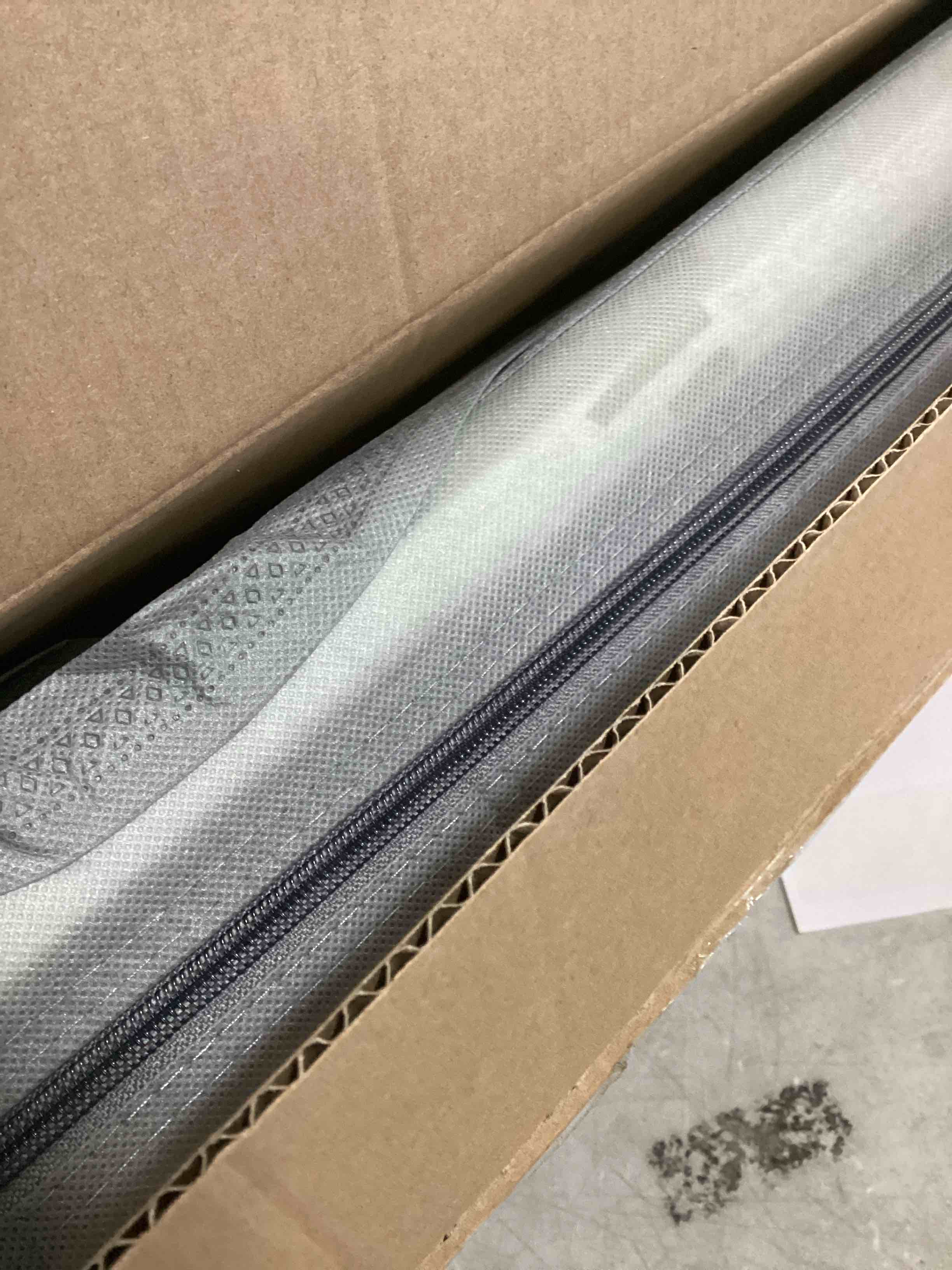 https://s3.amazonaws.com/lotting-images-prod/bidfta/PPE2100345_1744903081609.jpeg