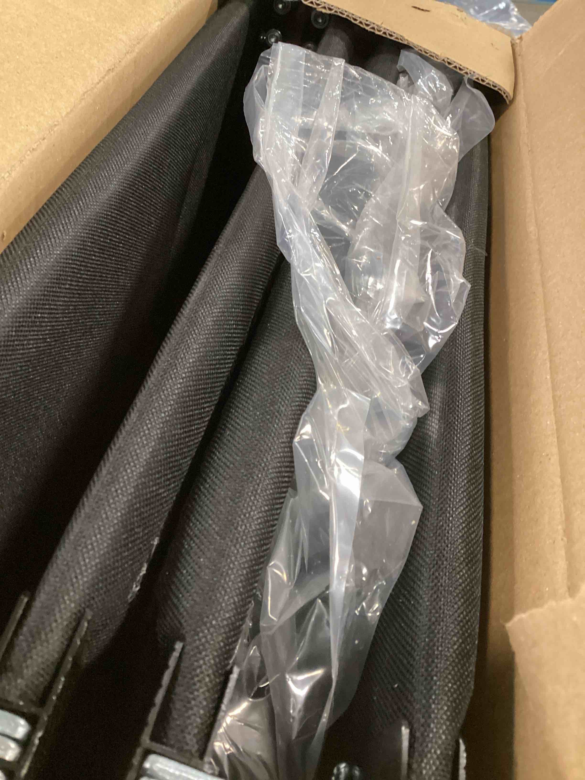 https://s3.amazonaws.com/lotting-images-prod/bidfta/PPE2100530_1744983722262.jpeg