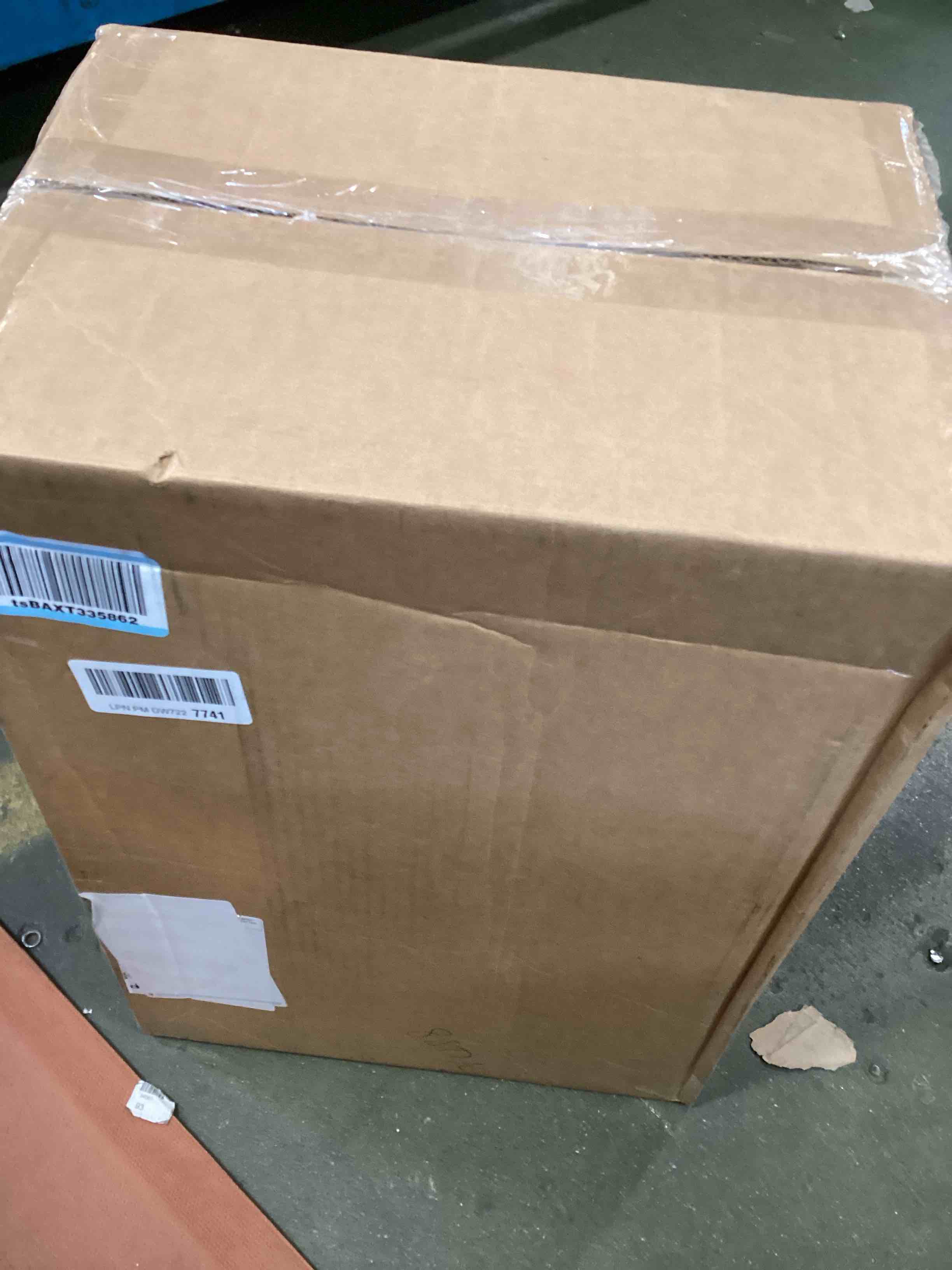 https://s3.amazonaws.com/lotting-images-prod/bidfta/PPE2100645_1745337170746.jpeg