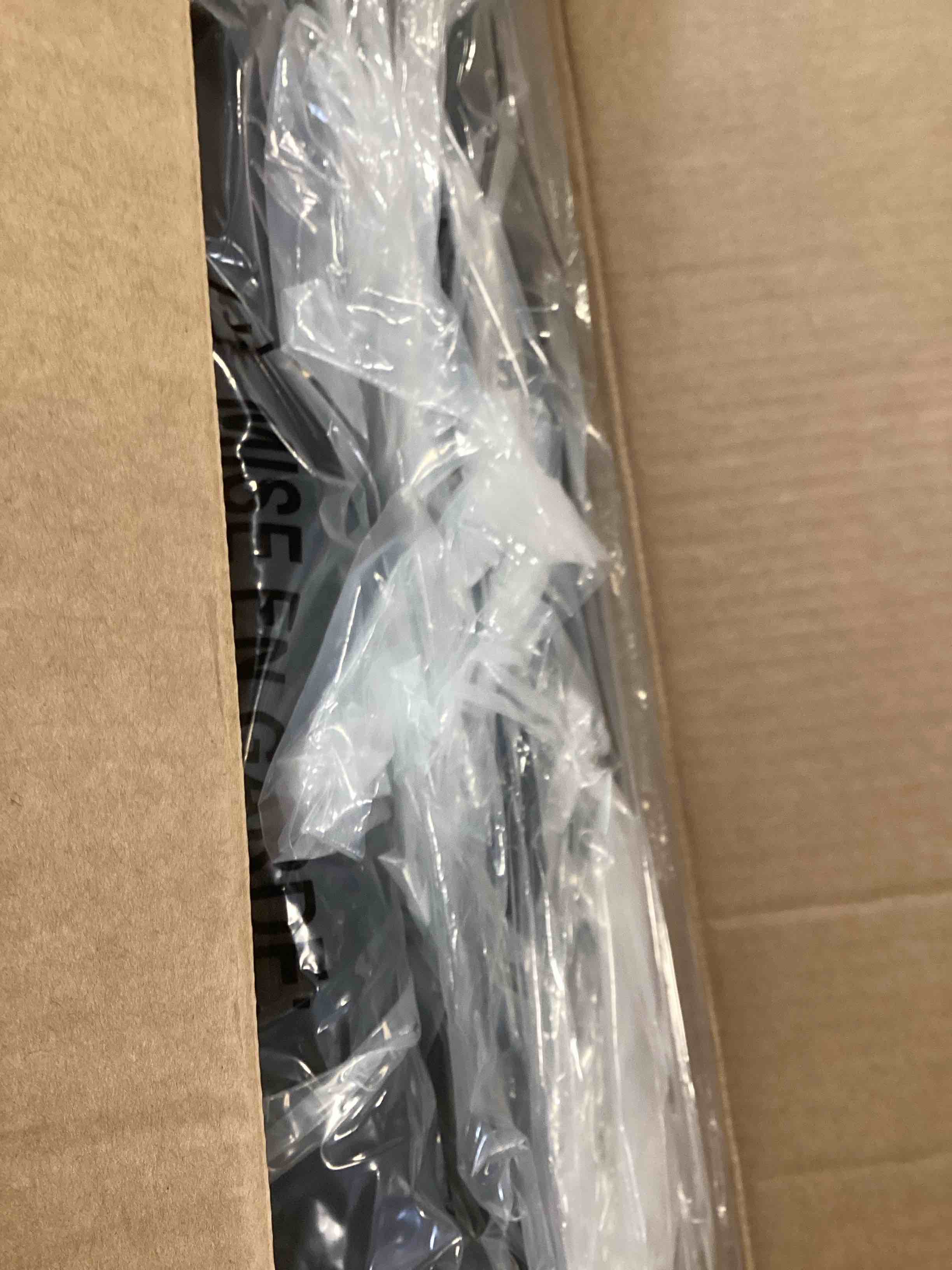 https://s3.amazonaws.com/lotting-images-prod/bidfta/PPE2100717_1745347412945.jpeg