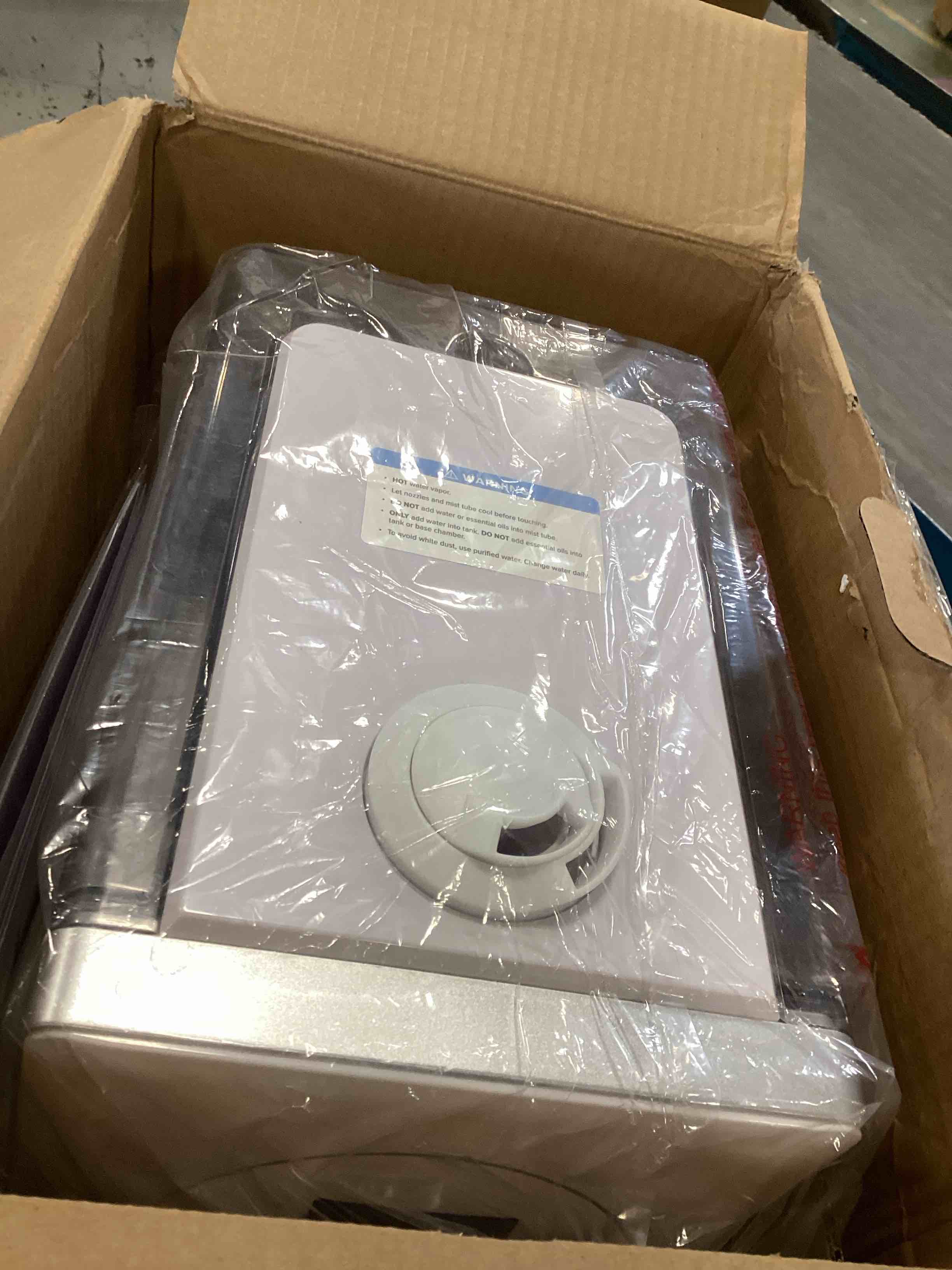 https://s3.amazonaws.com/lotting-images-prod/bidfta/PPE2100740_1745351518427.jpeg