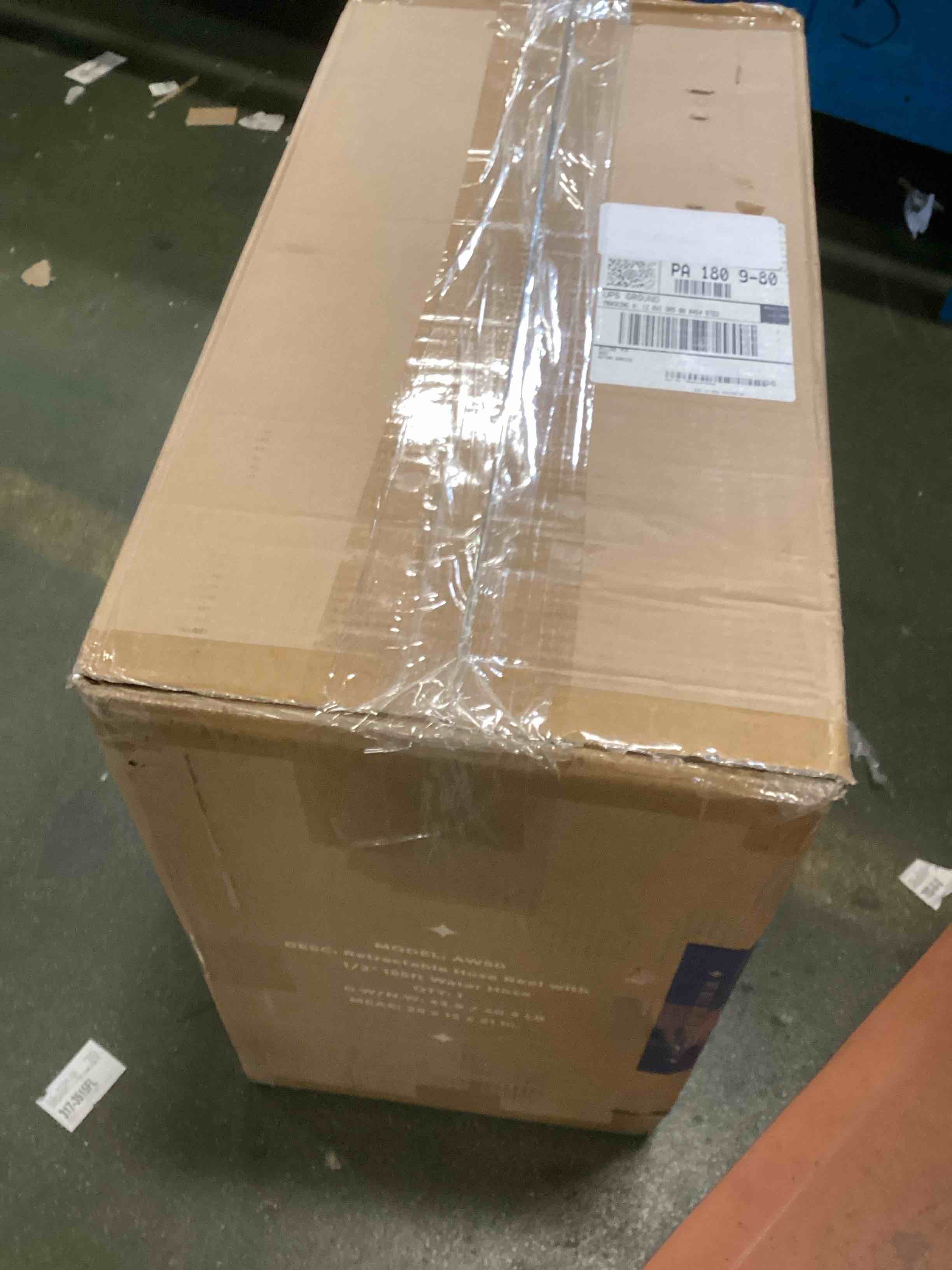https://s3.amazonaws.com/lotting-images-prod/bidfta/PPE2100922_1745432904652.jpeg