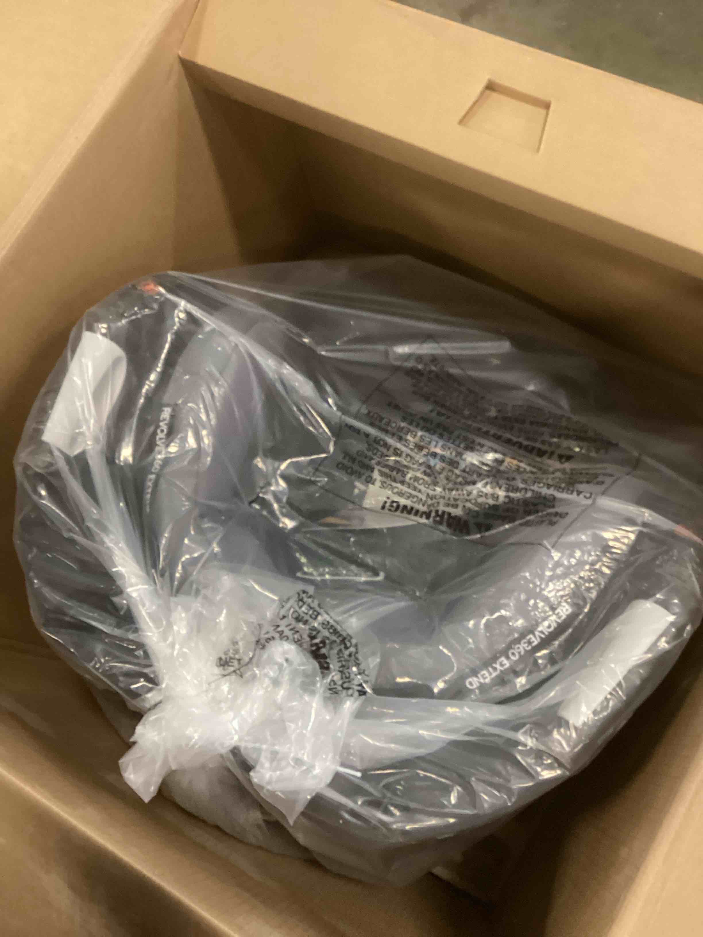 https://s3.amazonaws.com/lotting-images-prod/bidfta/PPE2101183_1740495344474.jpeg