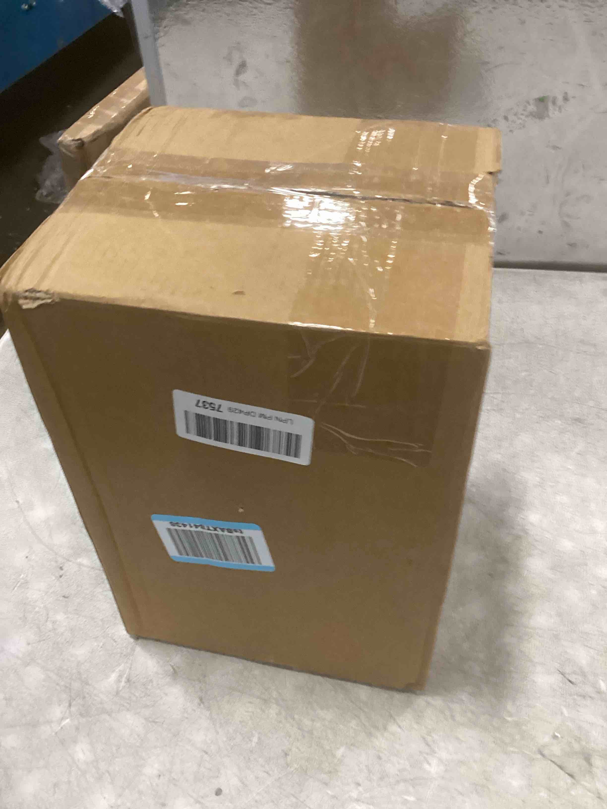 https://s3.amazonaws.com/lotting-images-prod/bidfta/PPE2101345_1740516354729.jpeg