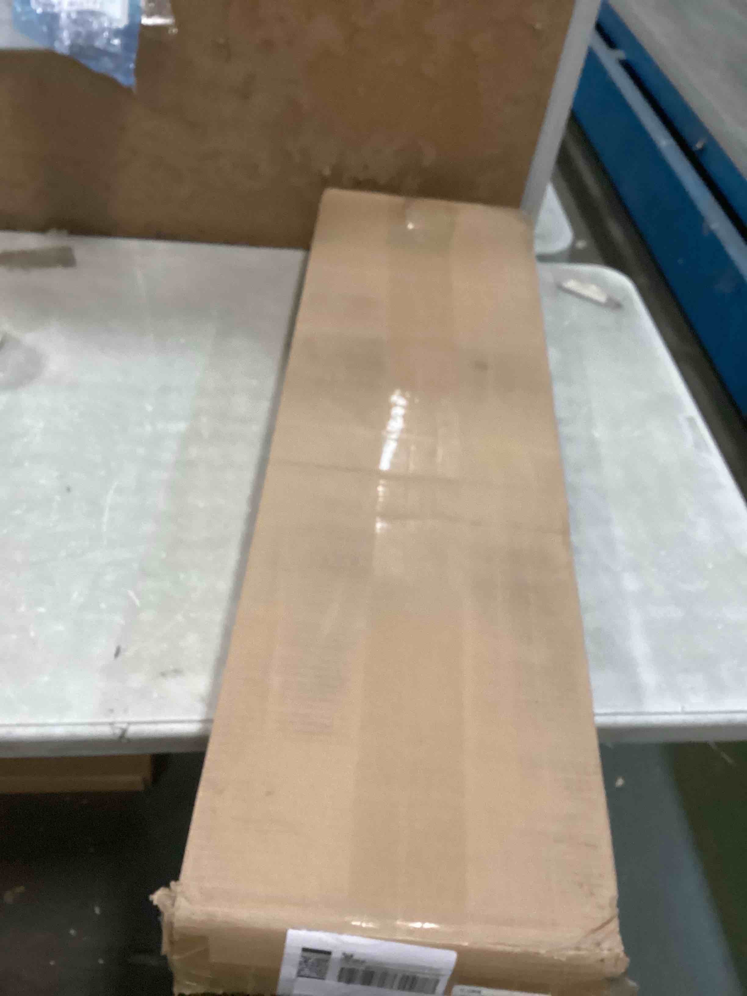 https://s3.amazonaws.com/lotting-images-prod/bidfta/PPE2102135_1741285816359.jpeg
