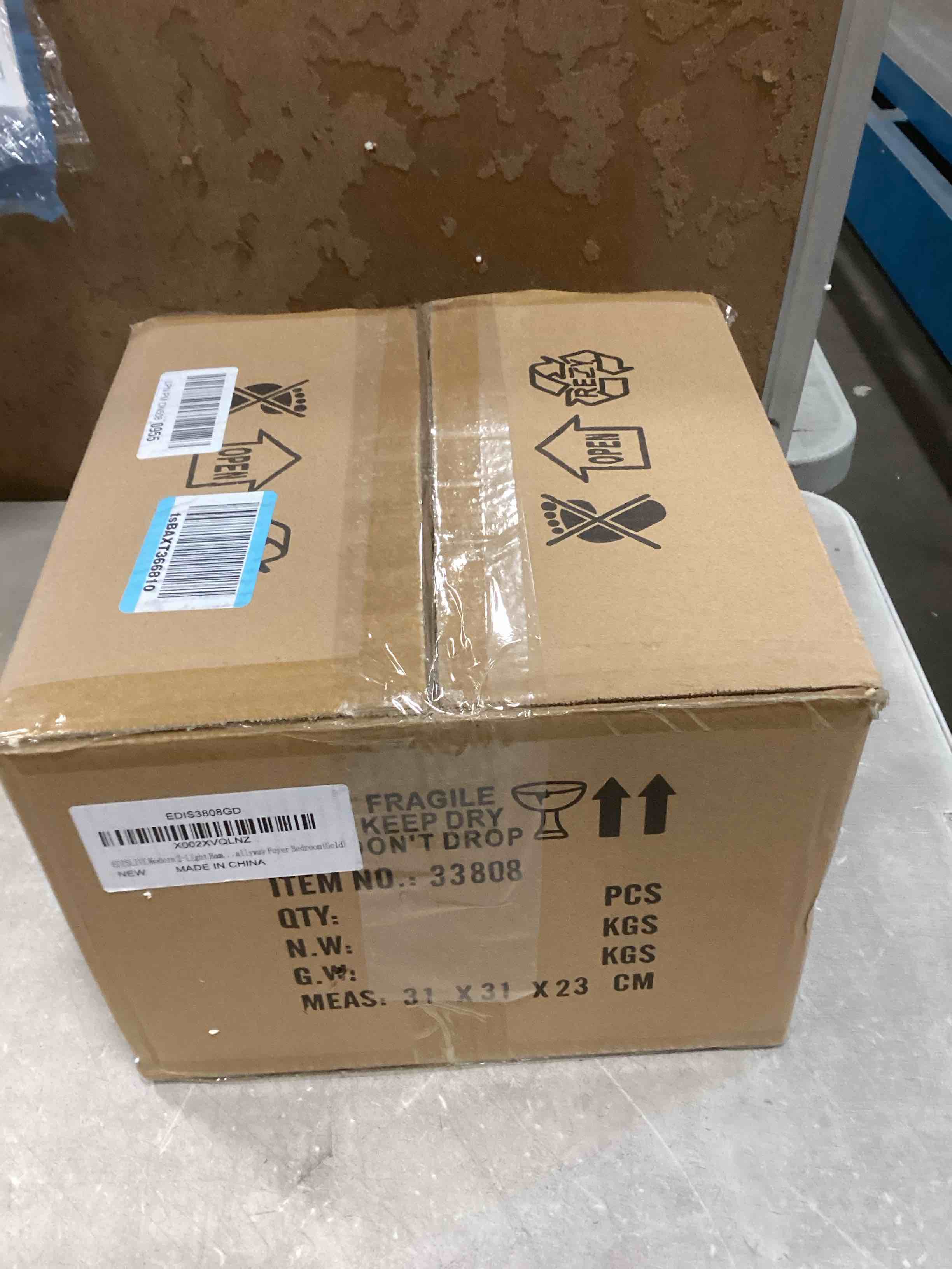 https://s3.amazonaws.com/lotting-images-prod/bidfta/PPE2102195_1741294496098.jpeg