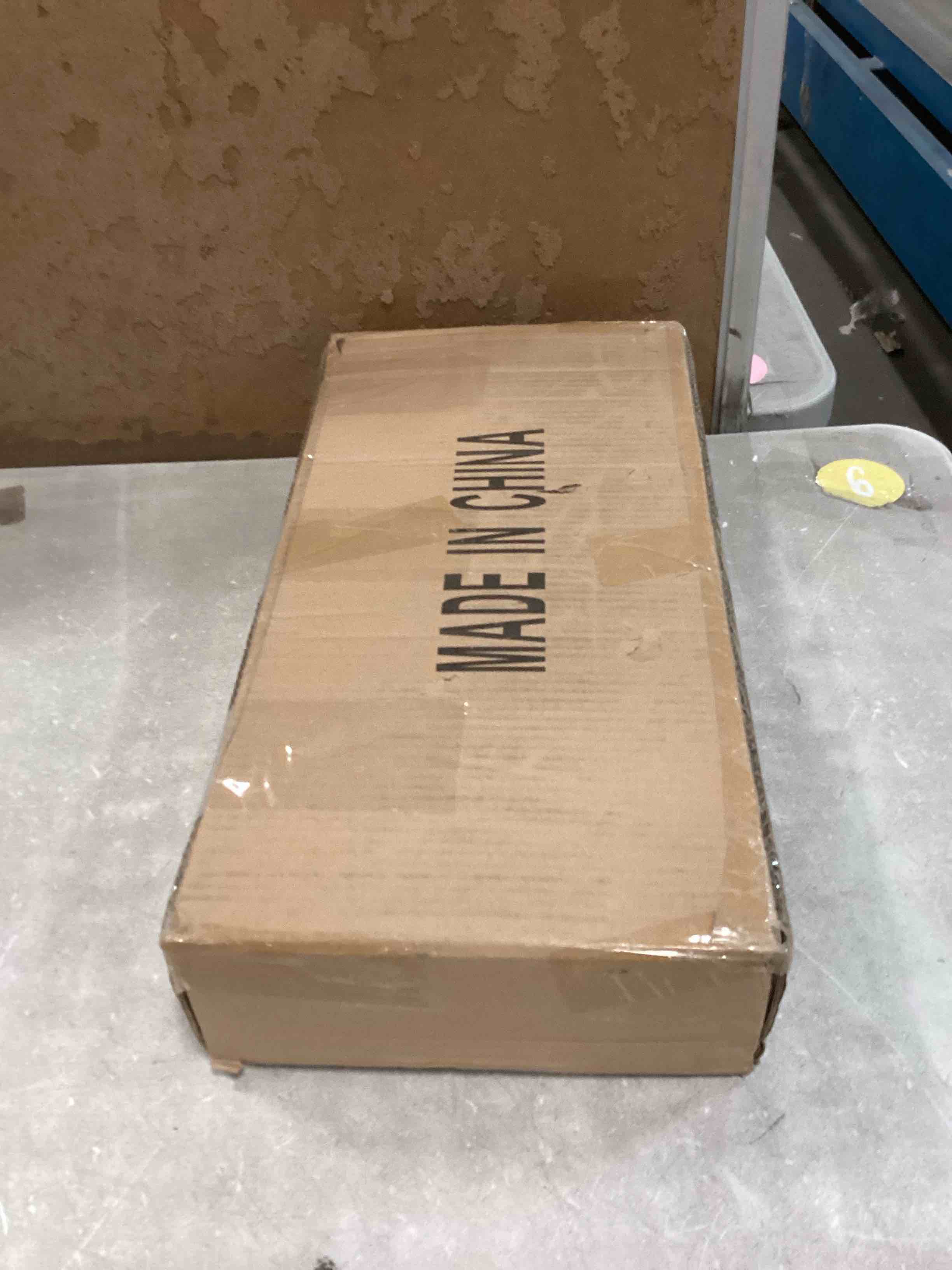 https://s3.amazonaws.com/lotting-images-prod/bidfta/PPE2102483_1741723468561.jpeg