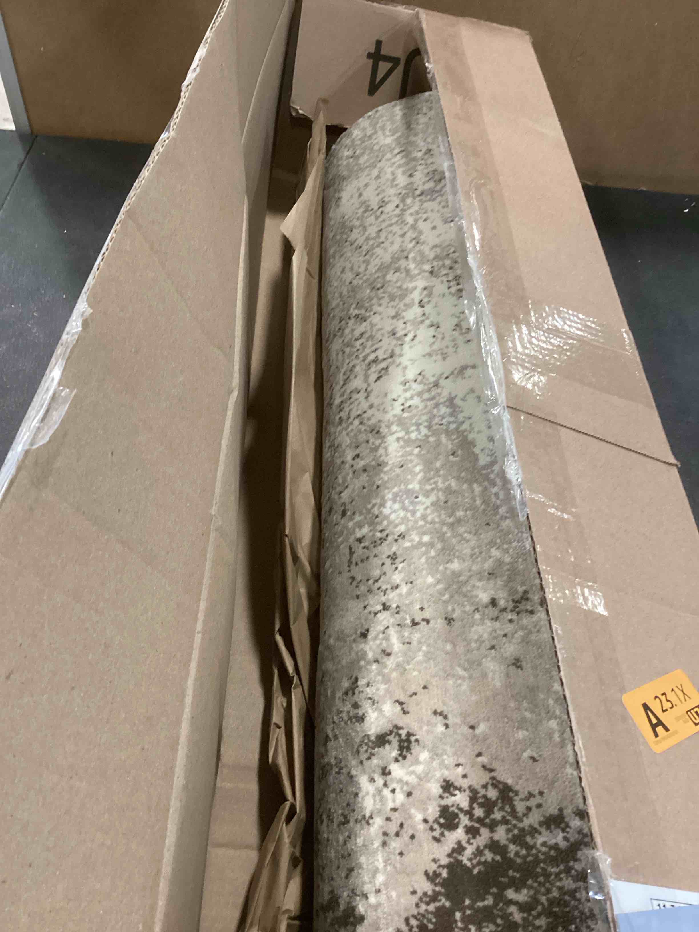https://s3.amazonaws.com/lotting-images-prod/bidfta/PPE2102883_1741888118740.jpeg