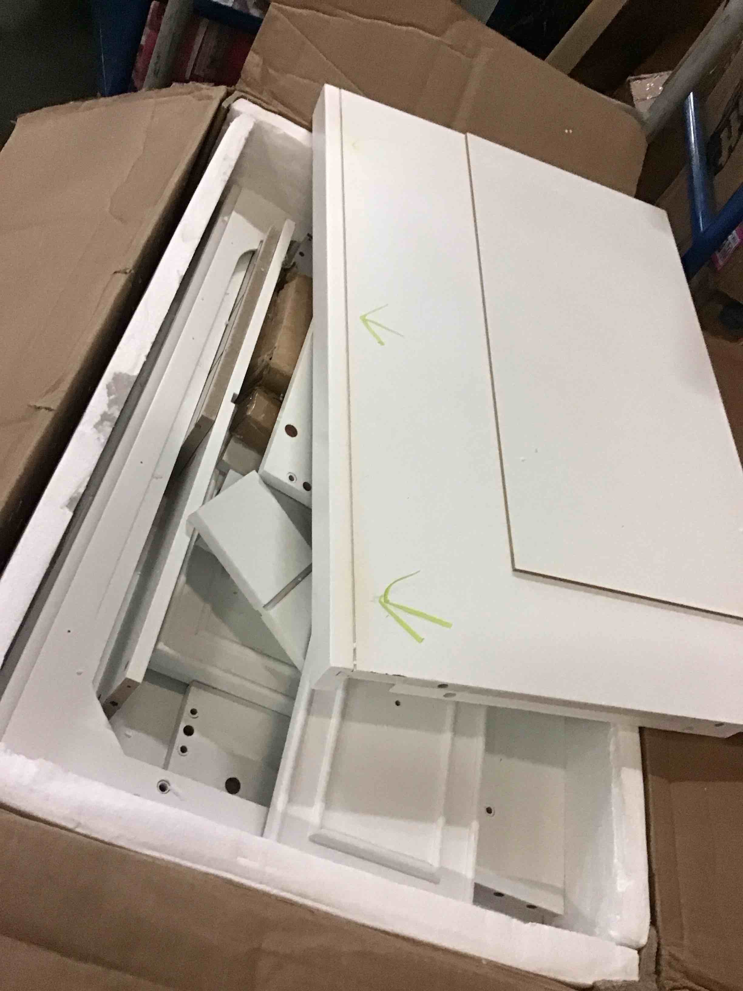 https://s3.amazonaws.com/lotting-images-prod/bidfta/PPE2104117_1752149769841.jpeg