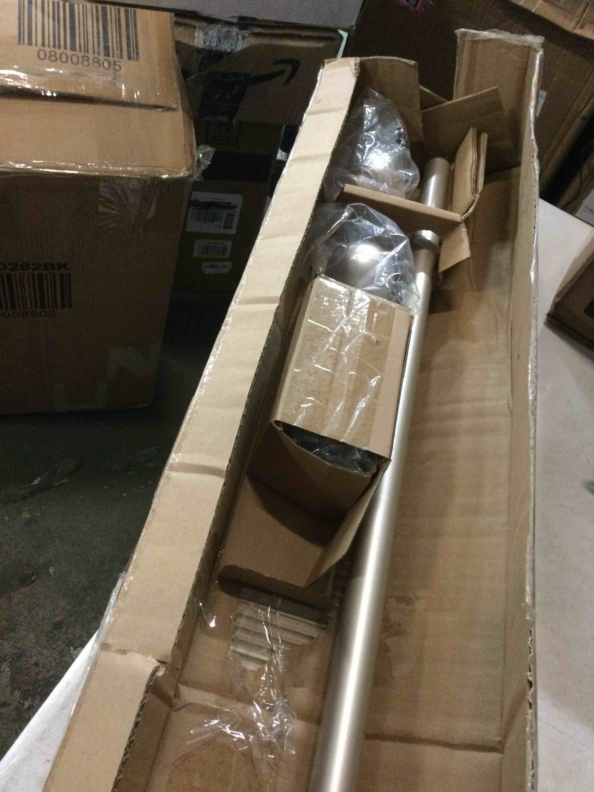 https://s3.amazonaws.com/lotting-images-prod/bidfta/PPE2104570_1755264160881.jpeg