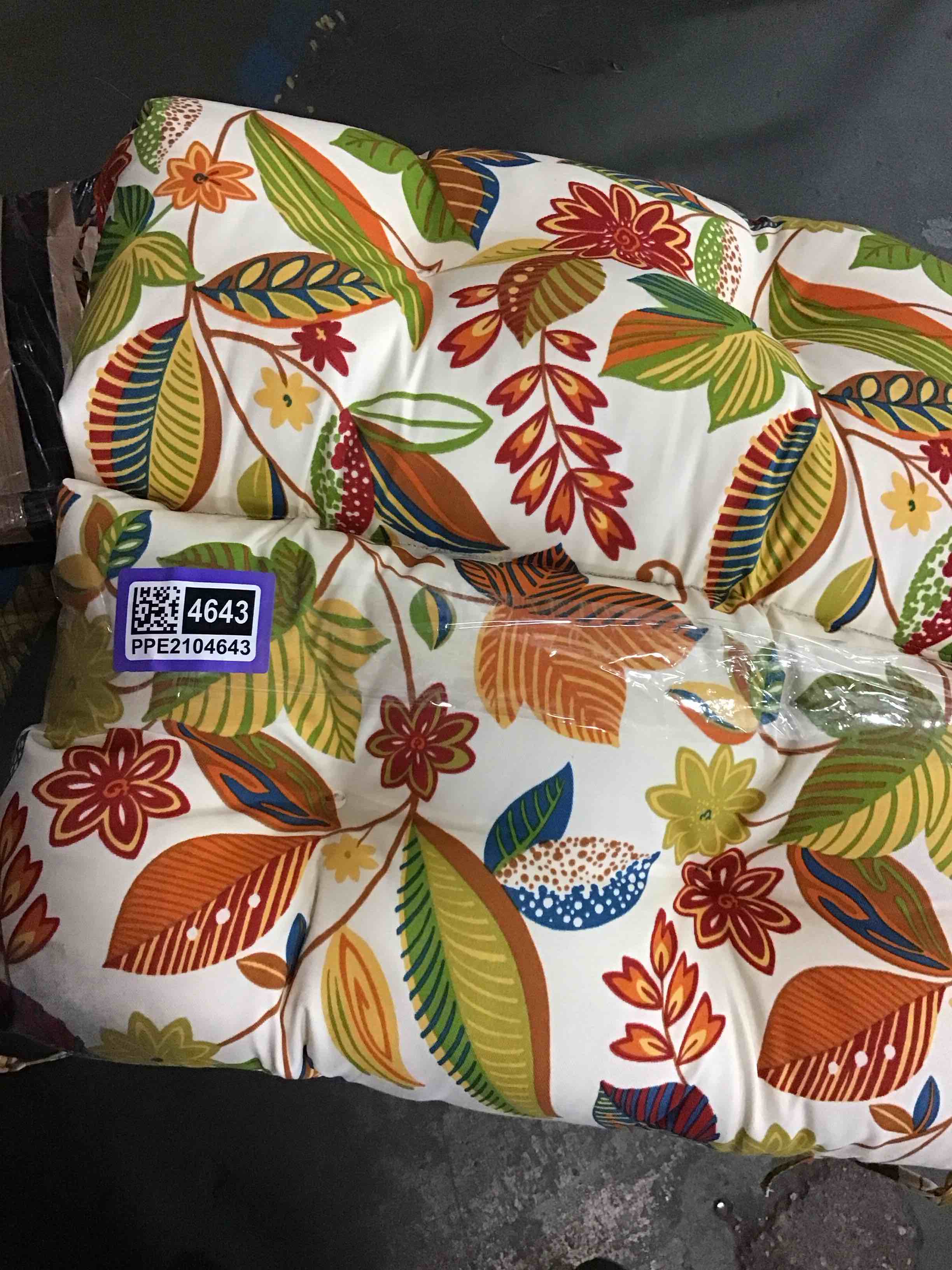 https://s3.amazonaws.com/lotting-images-prod/bidfta/PPE2104643_1755715512930.jpeg