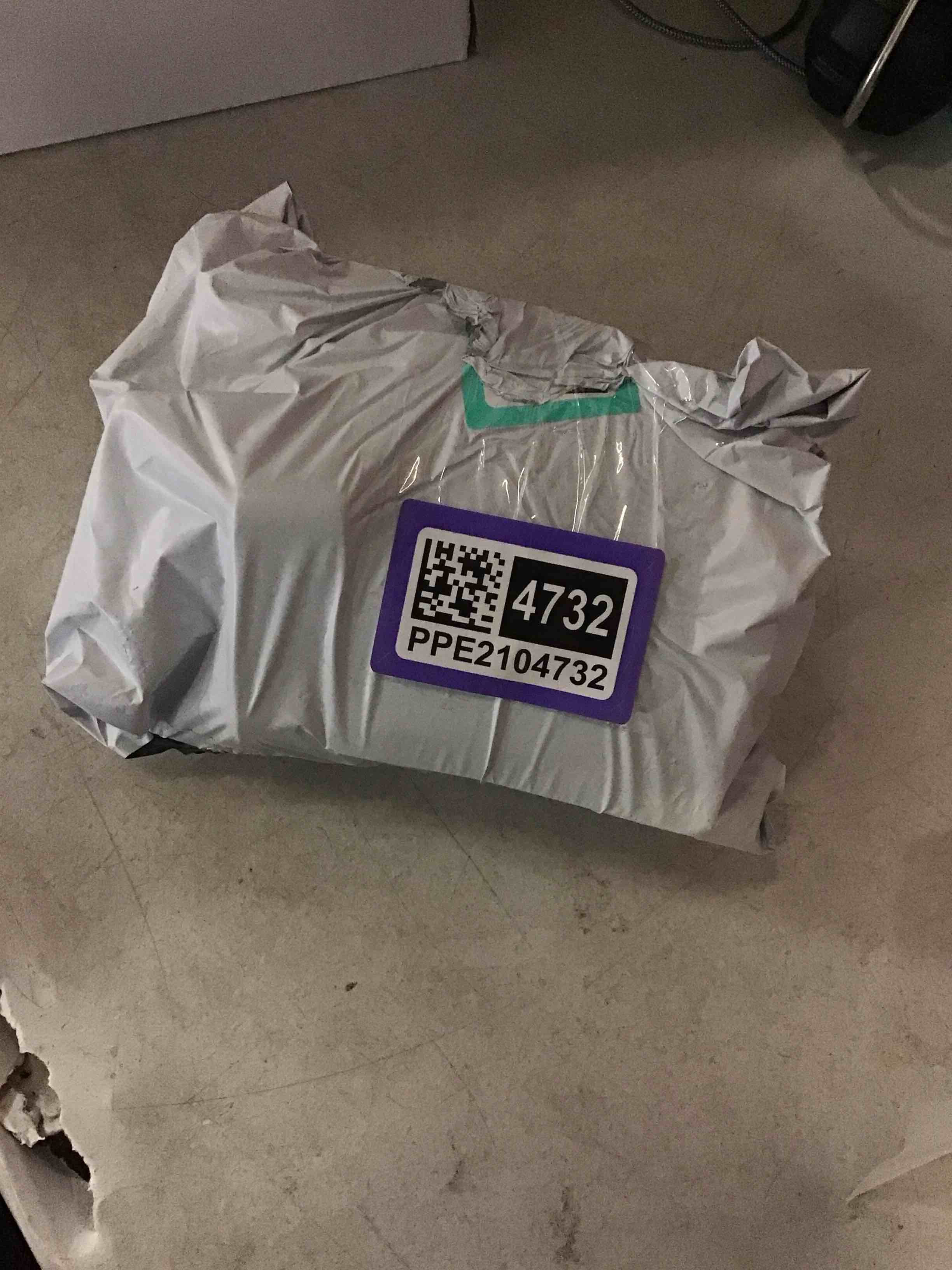 https://s3.amazonaws.com/lotting-images-prod/bidfta/PPE2104732_1756396656079.jpeg