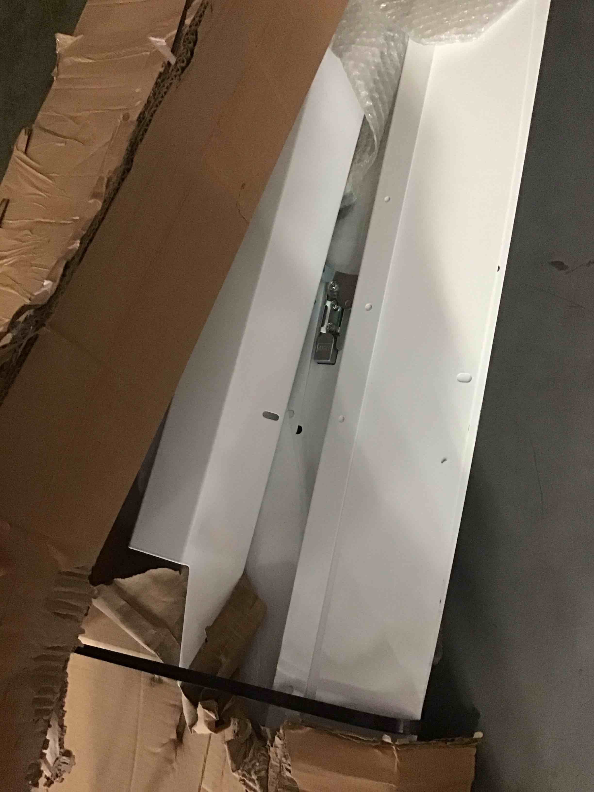 https://s3.amazonaws.com/lotting-images-prod/bidfta/PPE2104774_1756489657120.jpeg