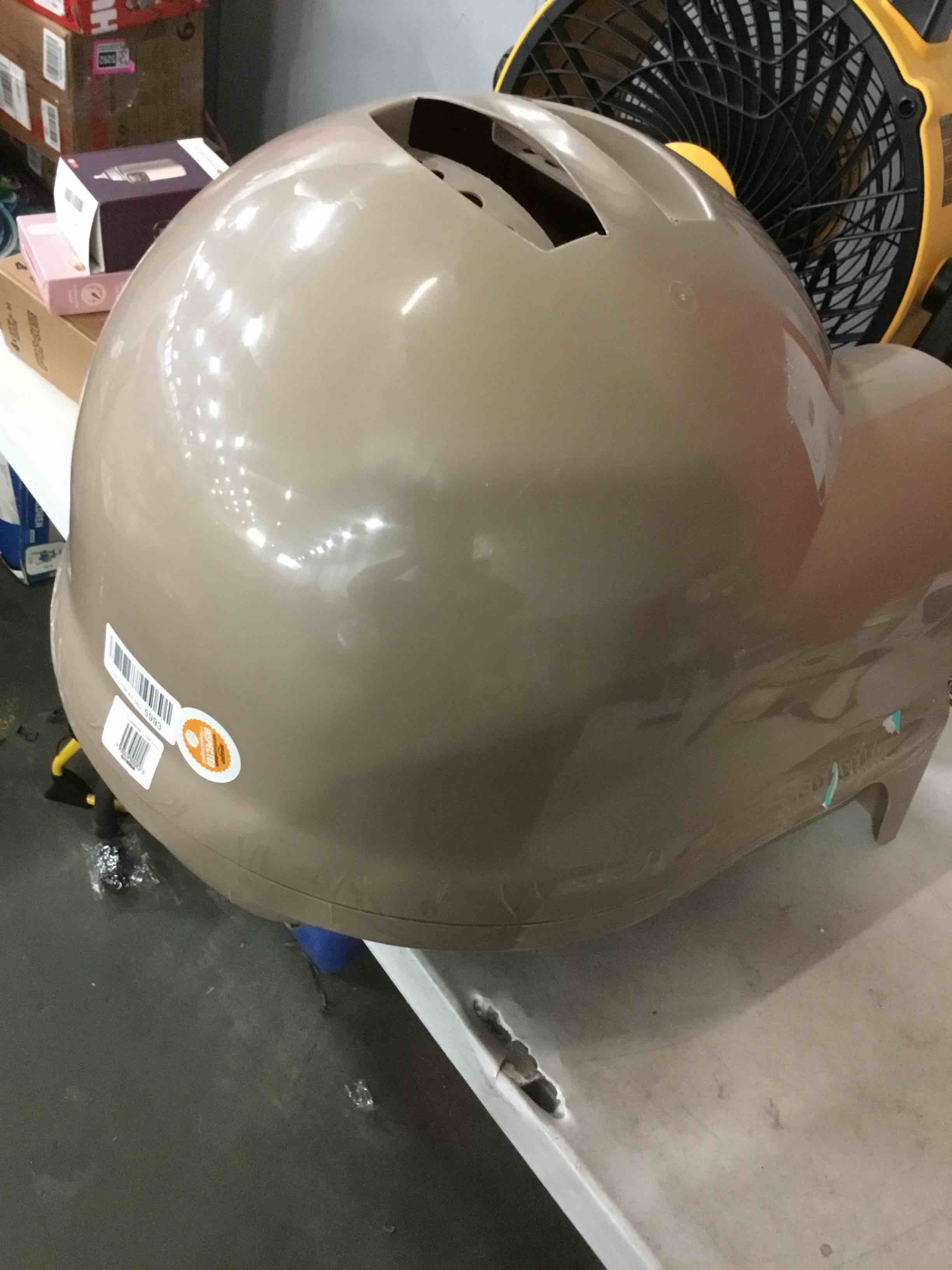 https://s3.amazonaws.com/lotting-images-prod/bidfta/PPE2104819_1756902348169.jpeg