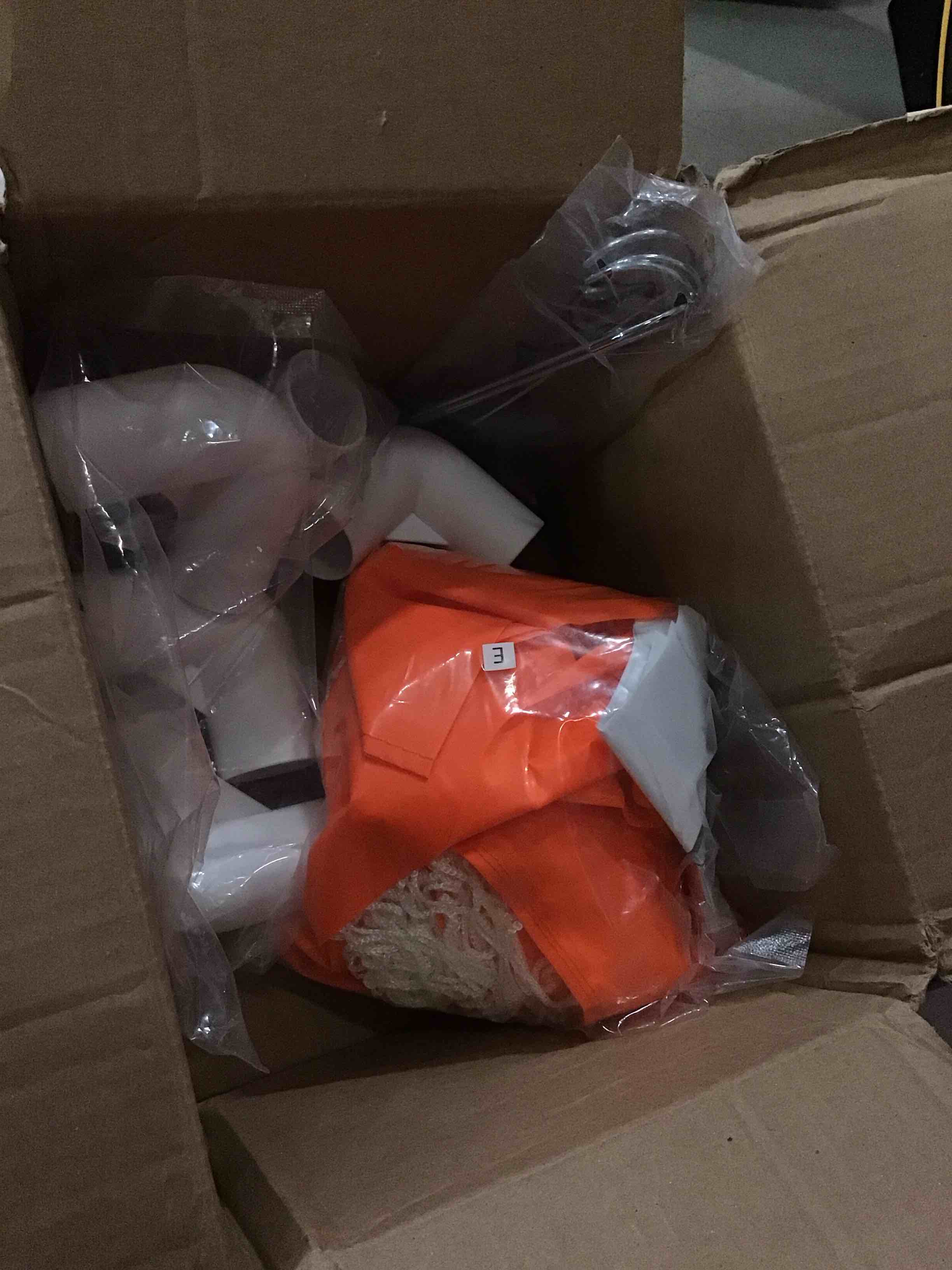 https://s3.amazonaws.com/lotting-images-prod/bidfta/PPE2105252_1759234705534.jpeg